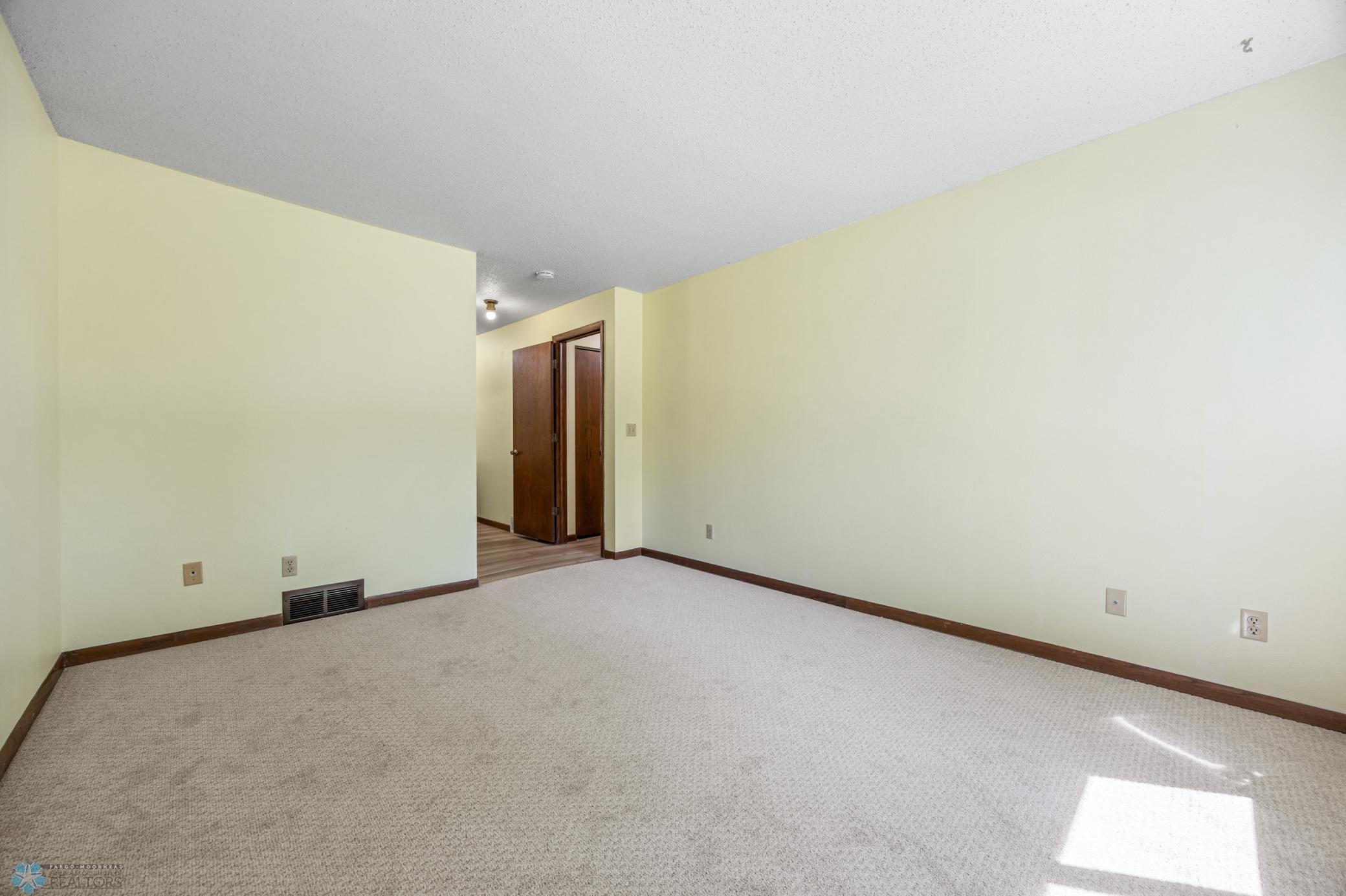3237 17th Avenue S Unit: 101