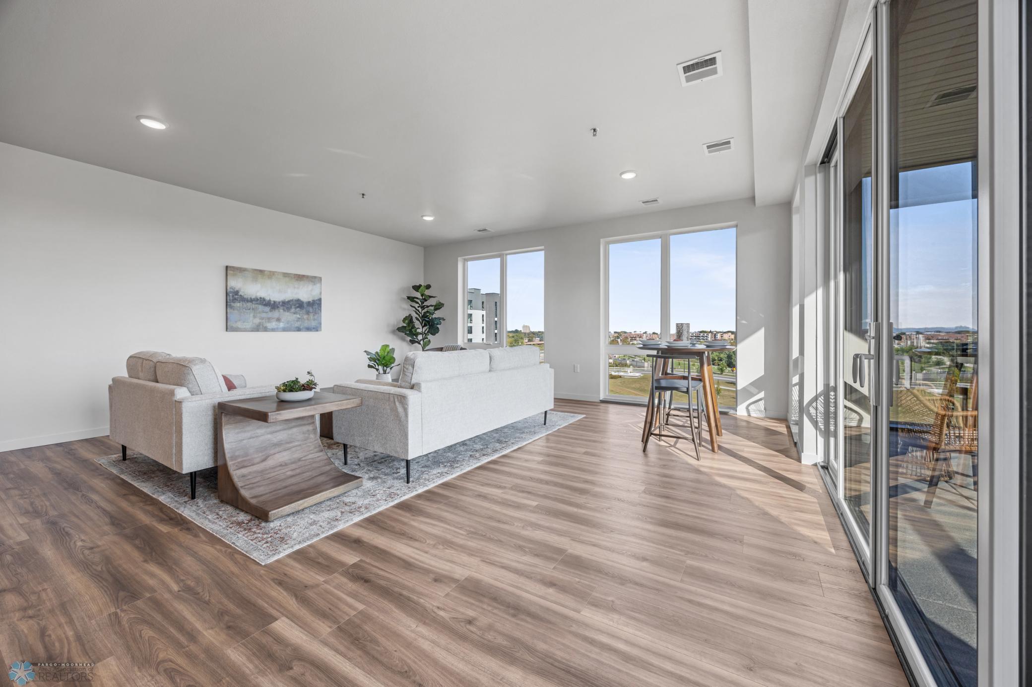 300 Main Avenue Unit: 506