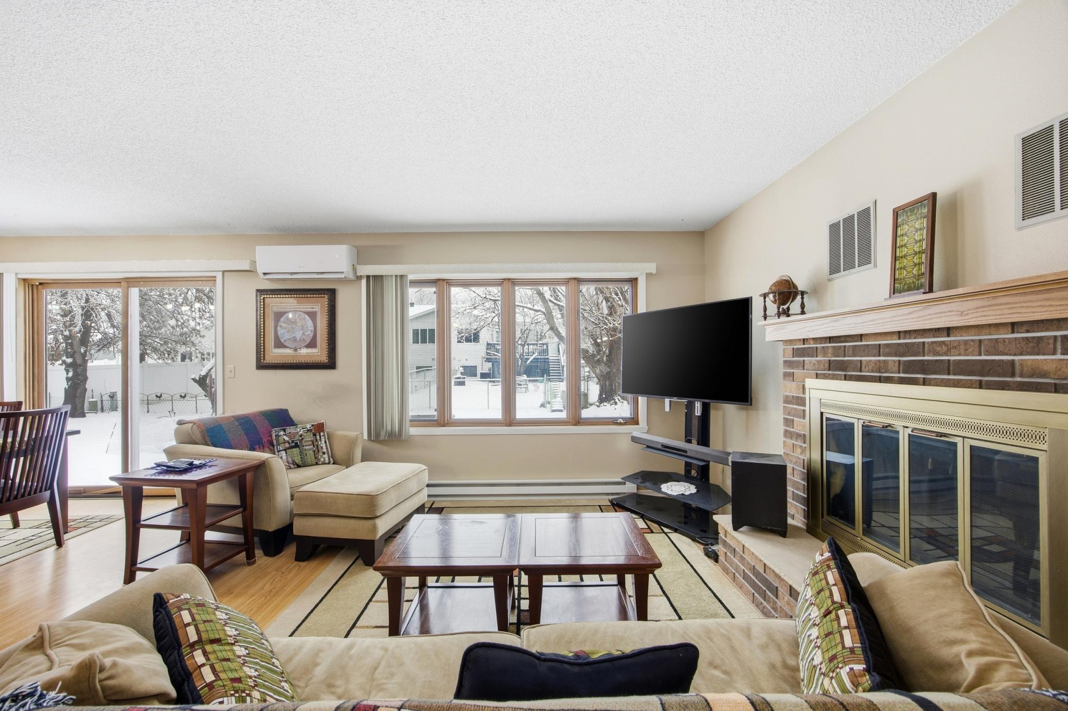 2811 26th Street Circle S