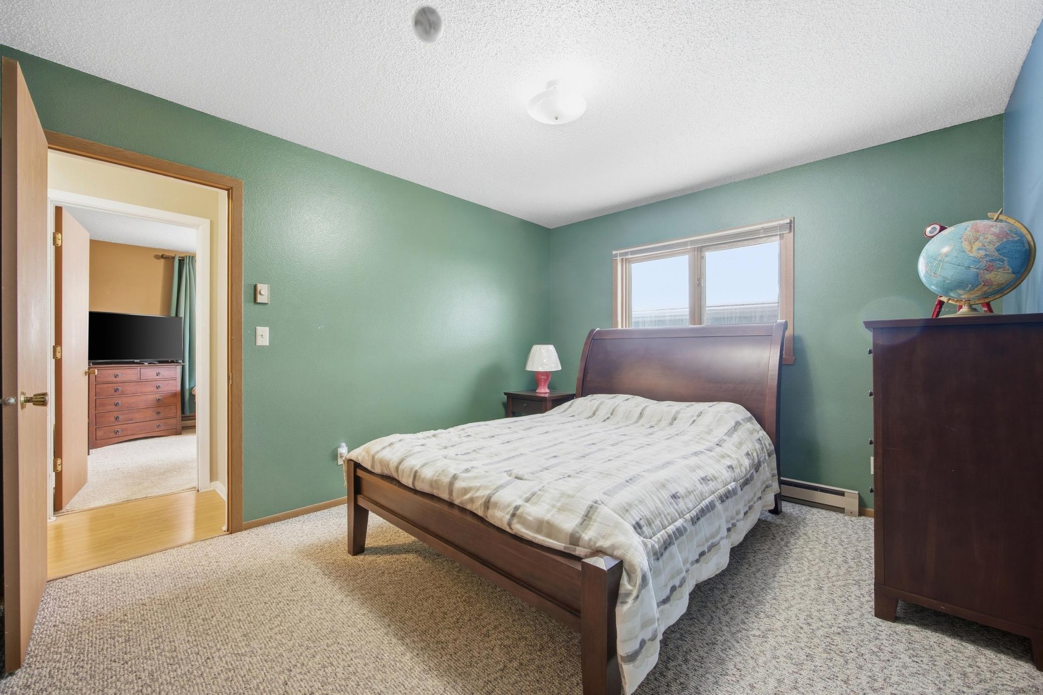 2811 26th Street Circle S