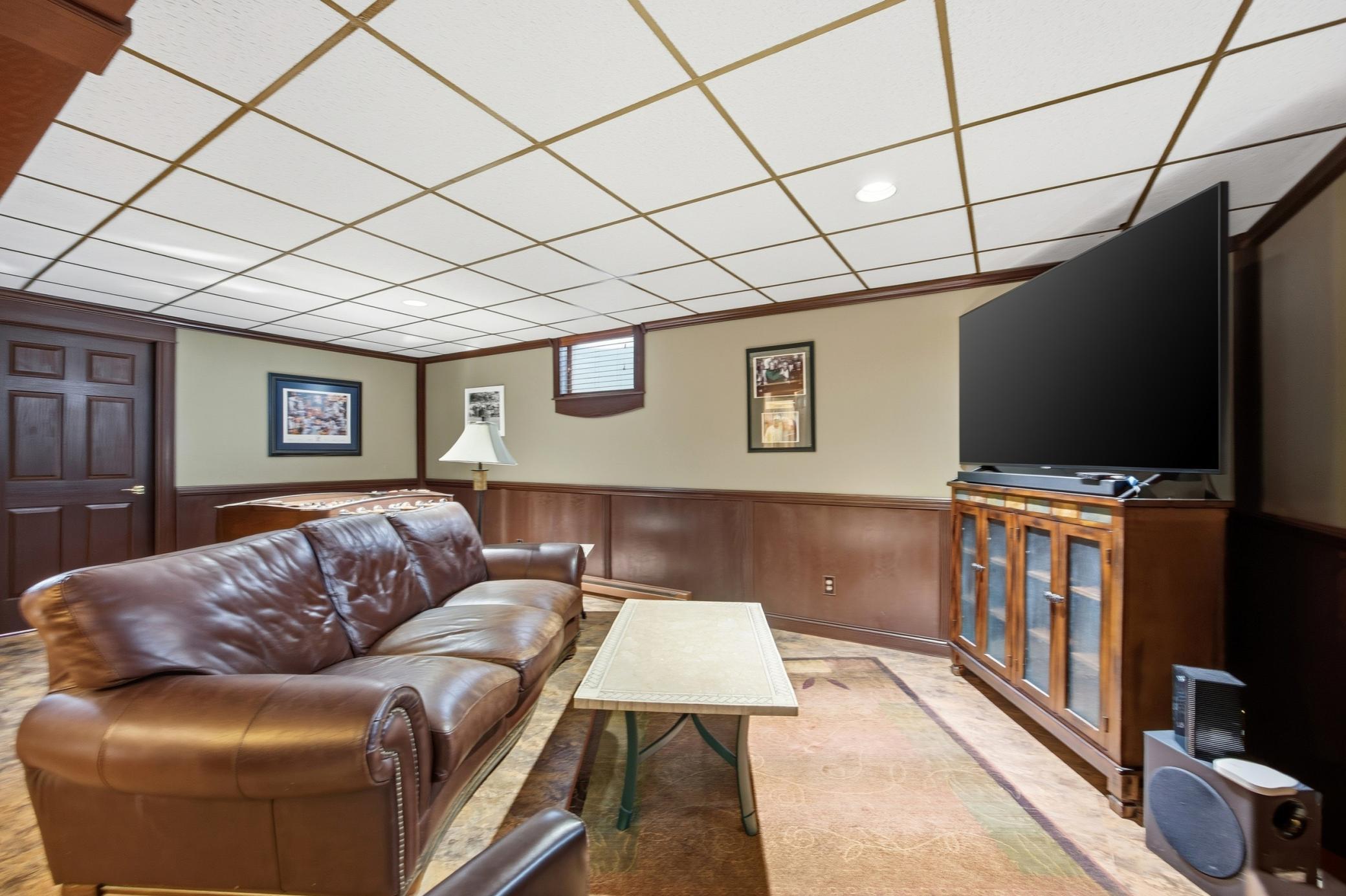 2811 26th Street Circle S