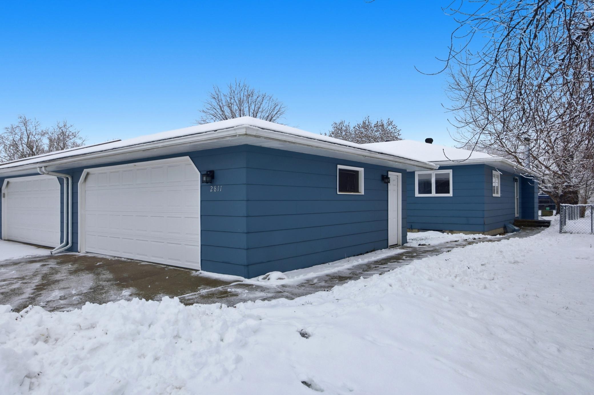 2811 26th Street Circle S