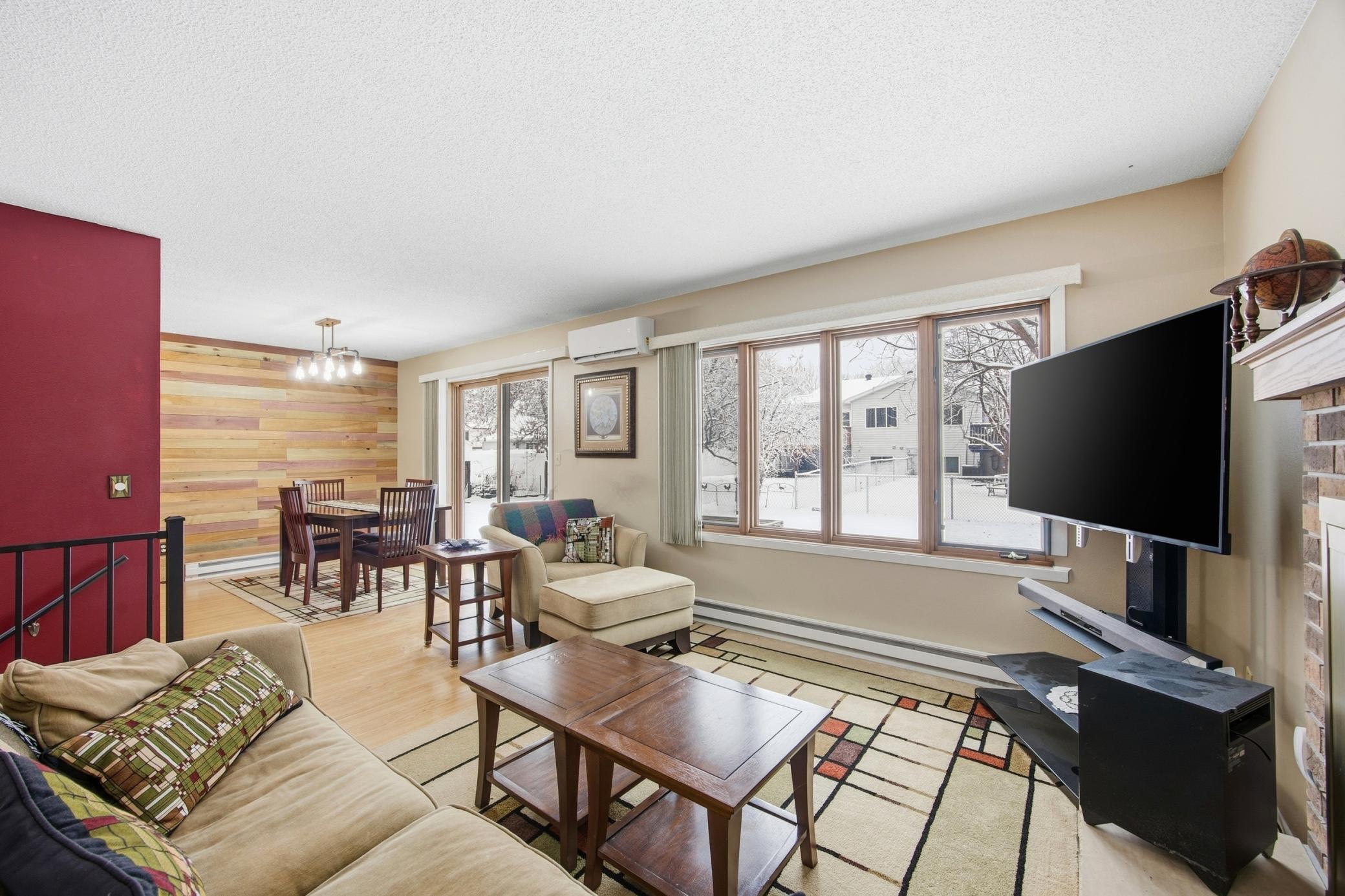 2811 26th Street Circle S