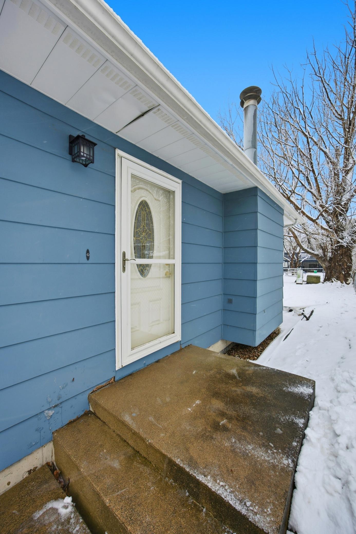 2811 26th Street Circle S