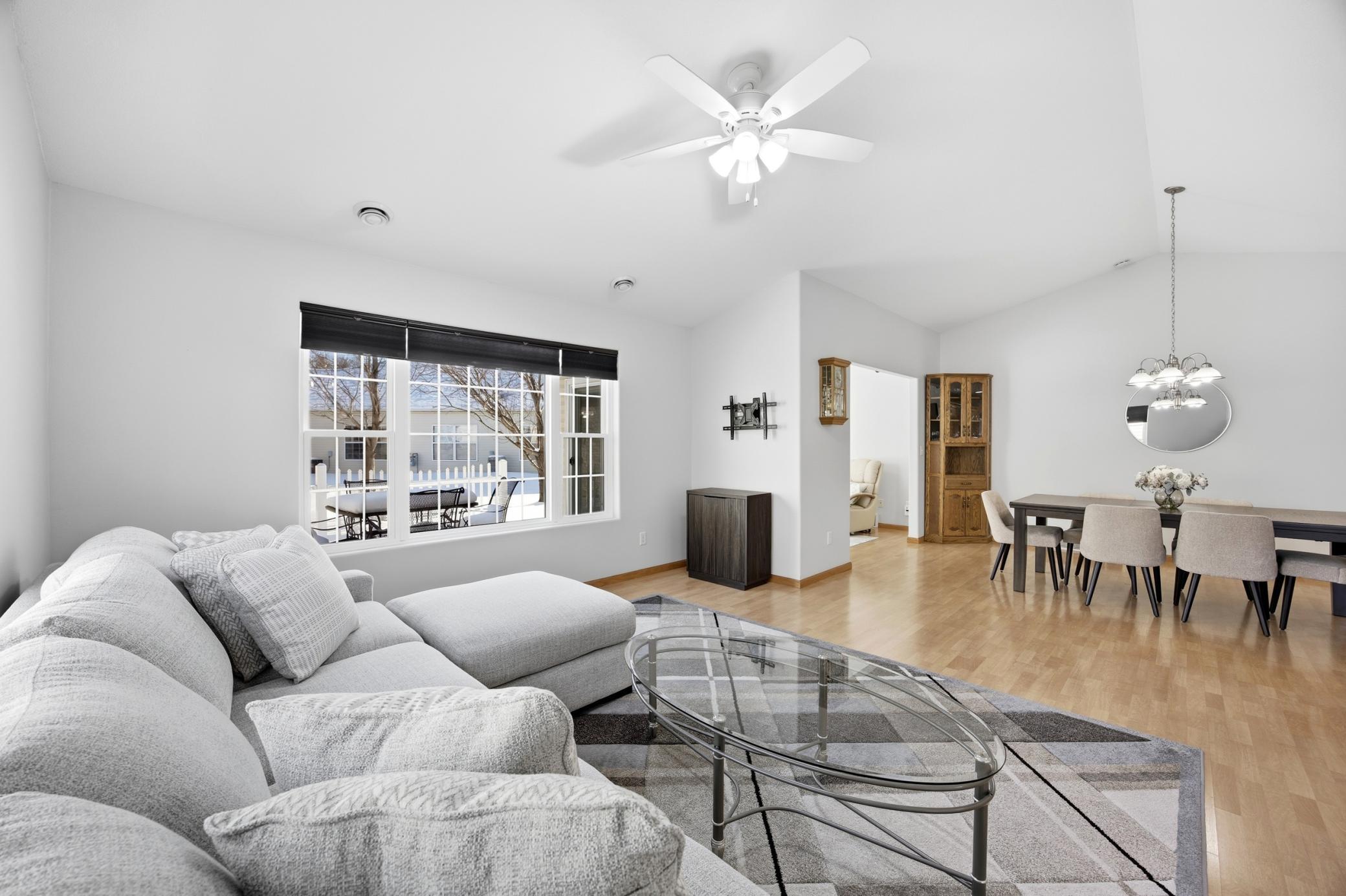 5323 University Drive S Unit: D