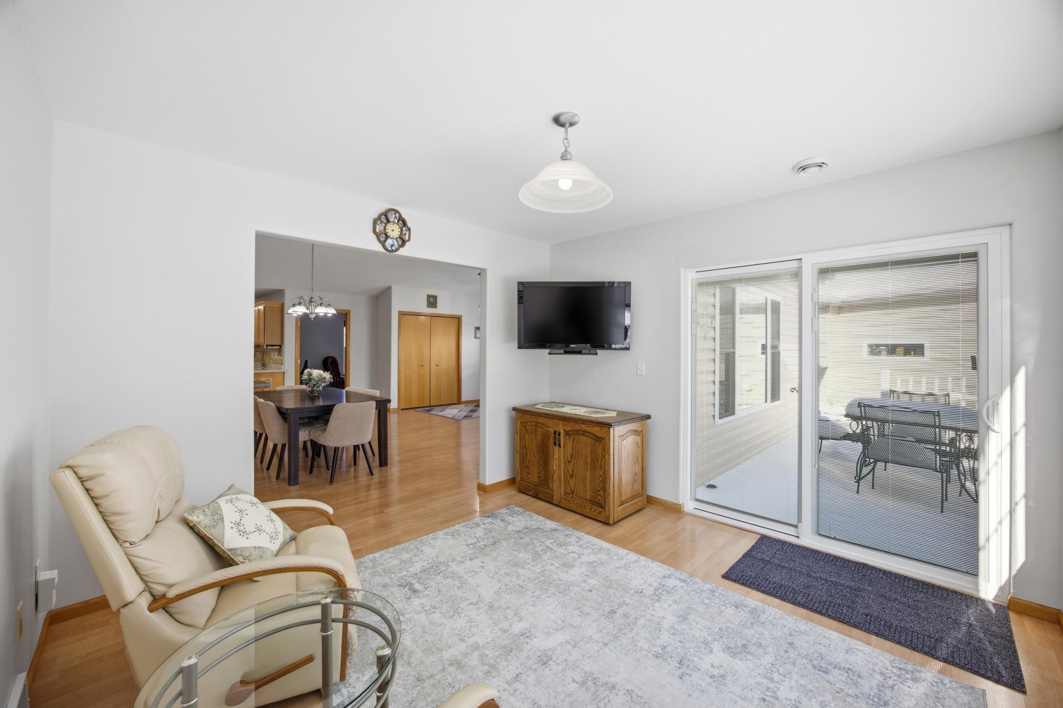 5323 University Drive S Unit: D