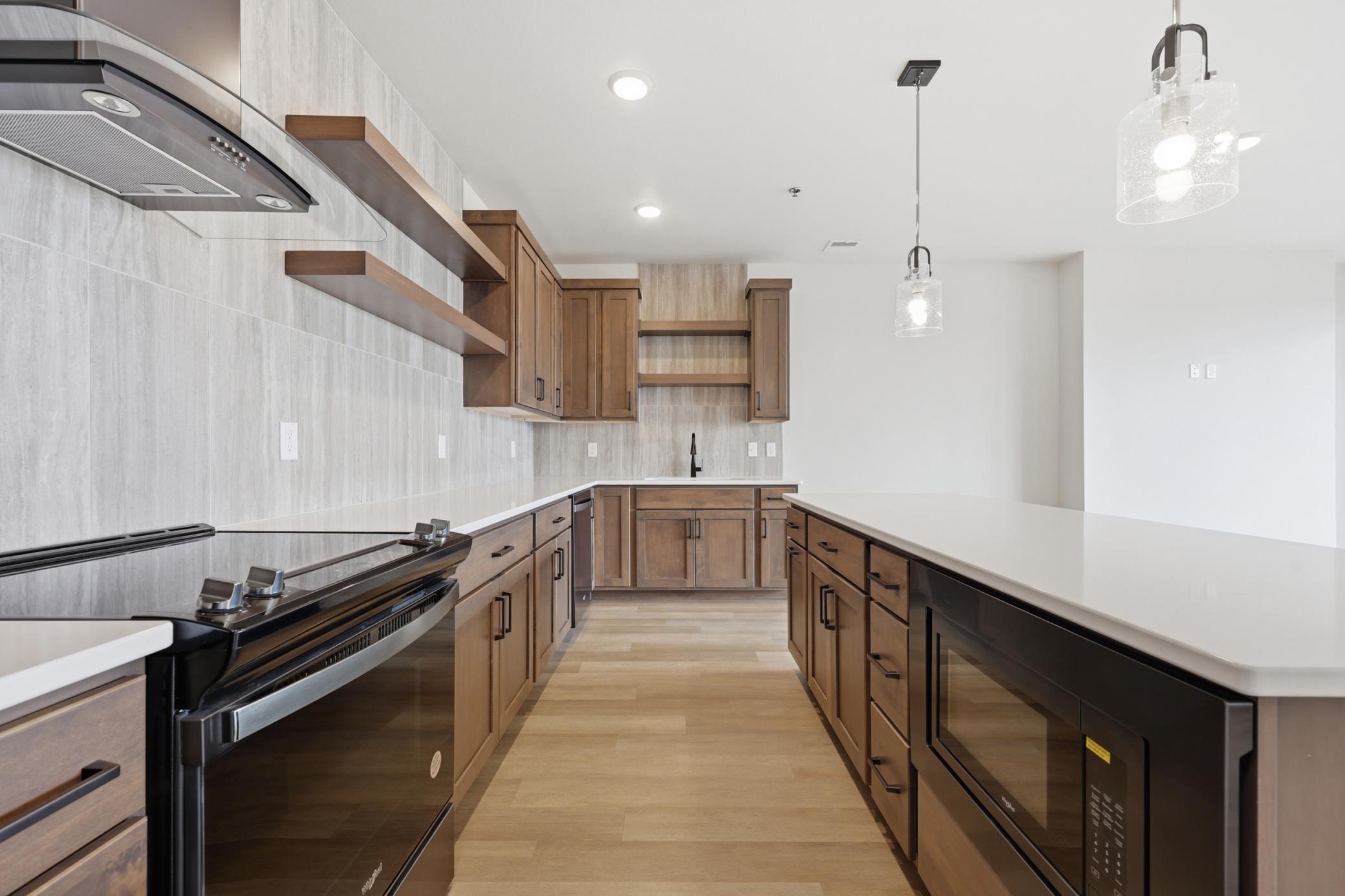 300 Main Avenue Unit: 604