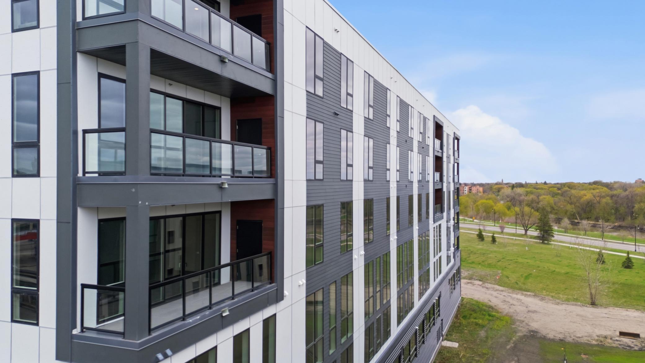 300 Main Avenue Unit: 604