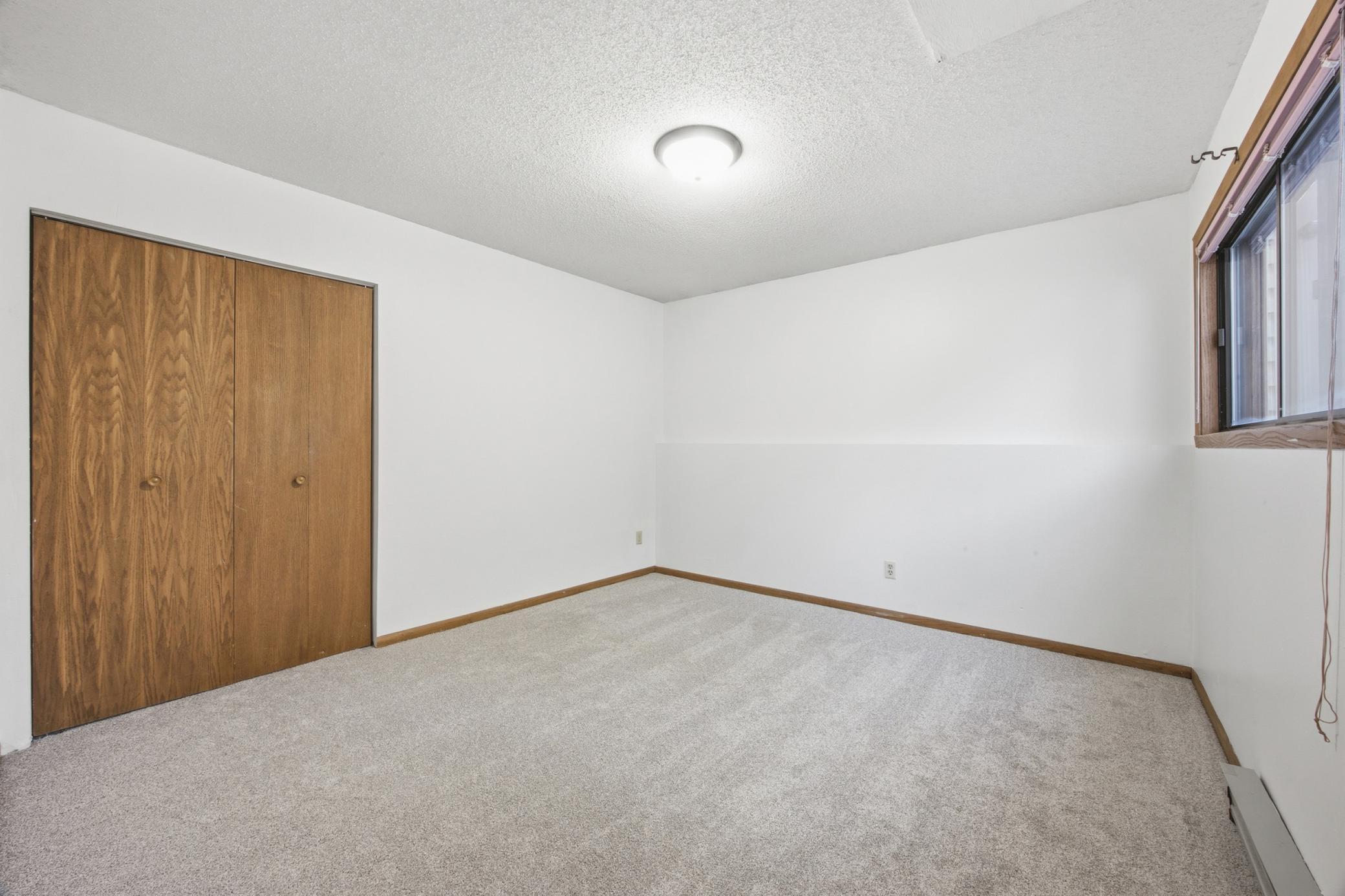 1908 20th Avenue S