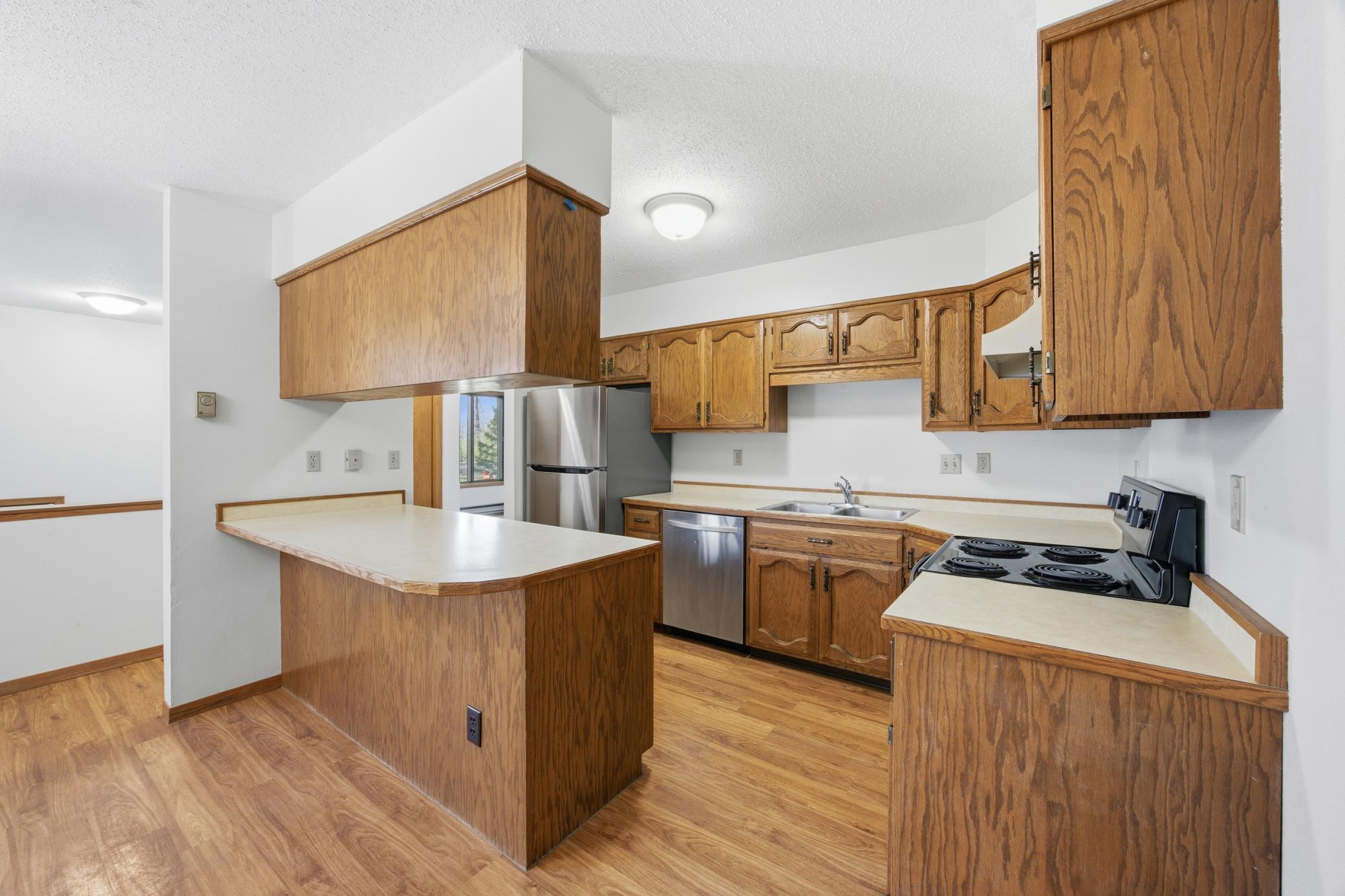 1908 20th Avenue S