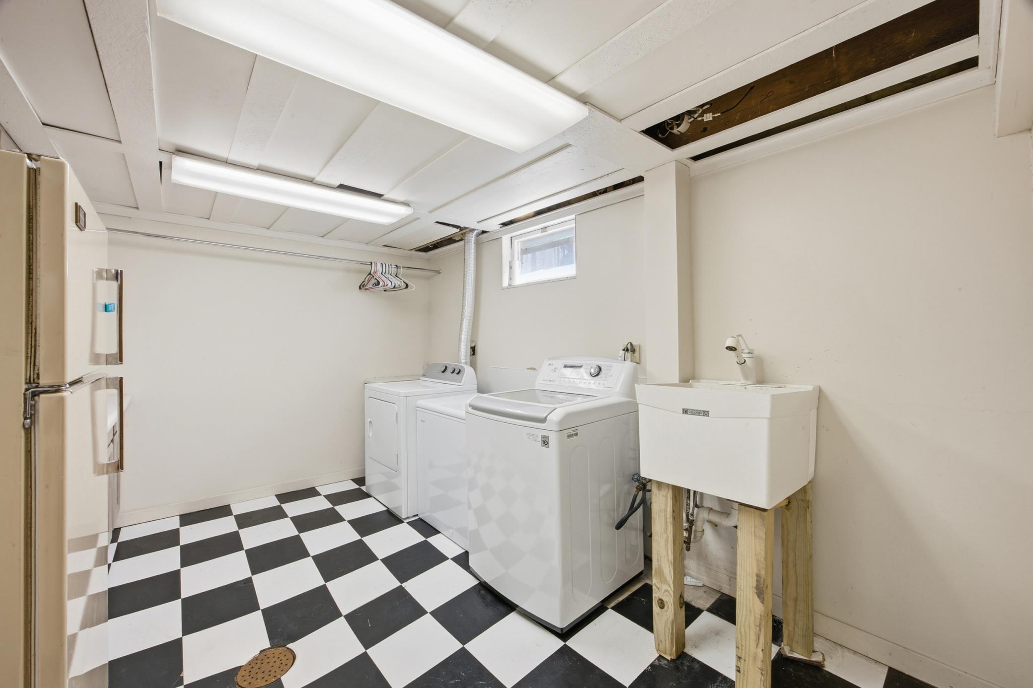 1707 6th Avenue S