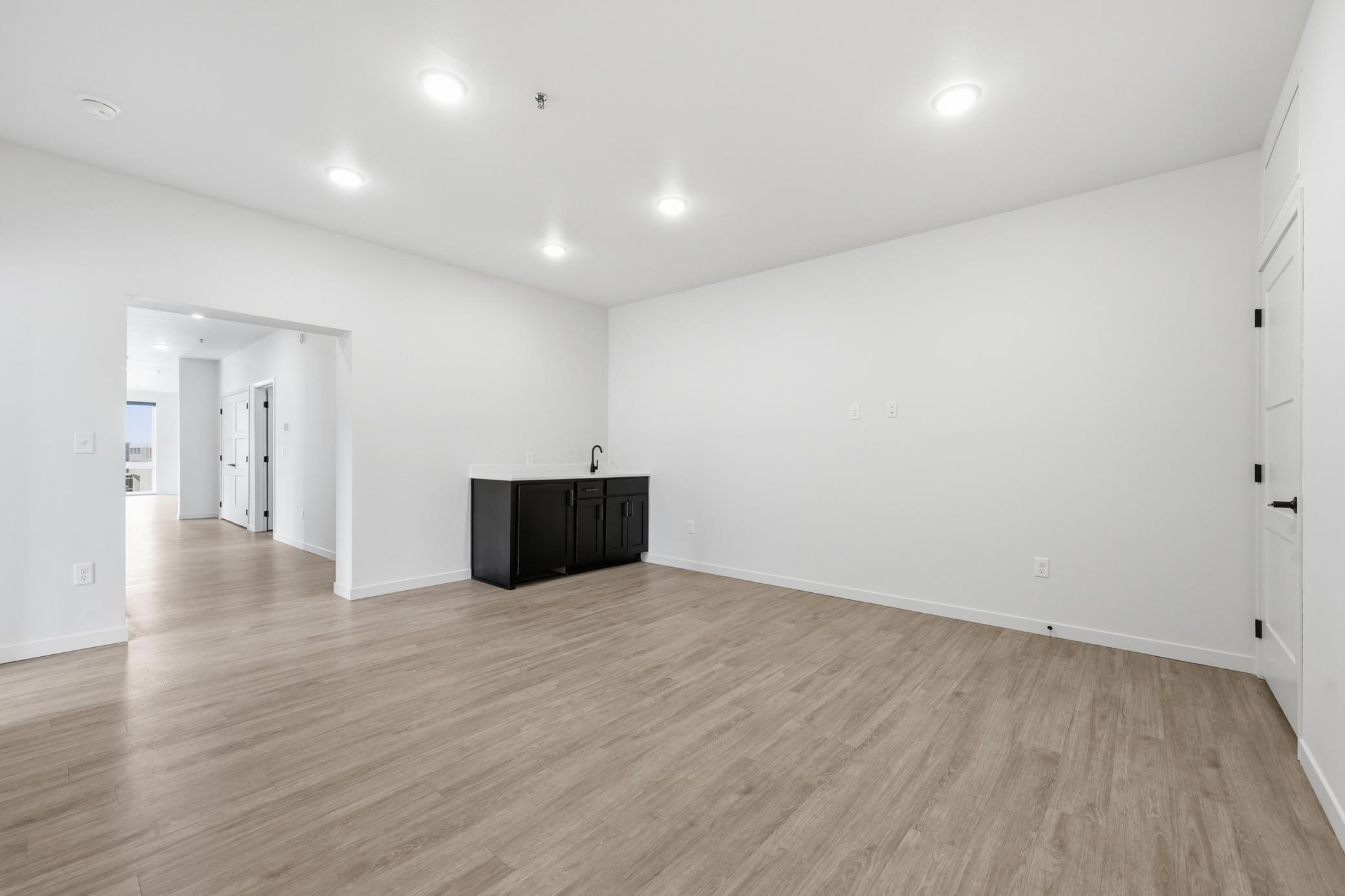 300 Main Avenue Unit: 502