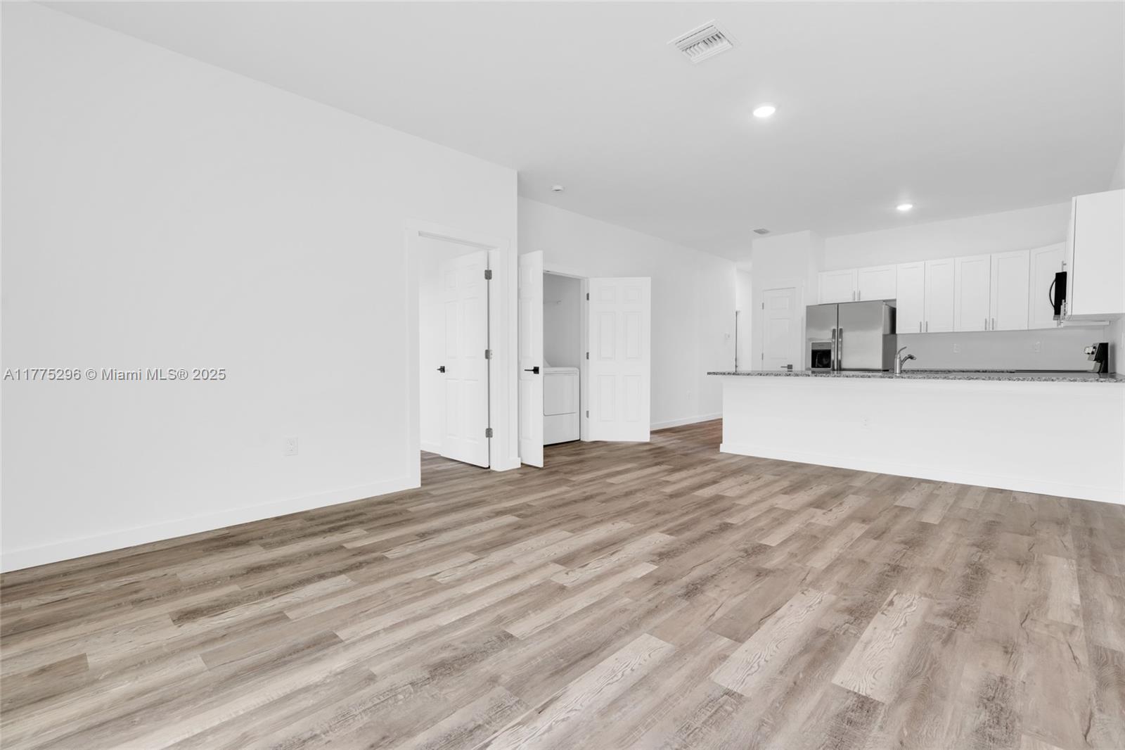 5210 SW 30 ST SW # 5210