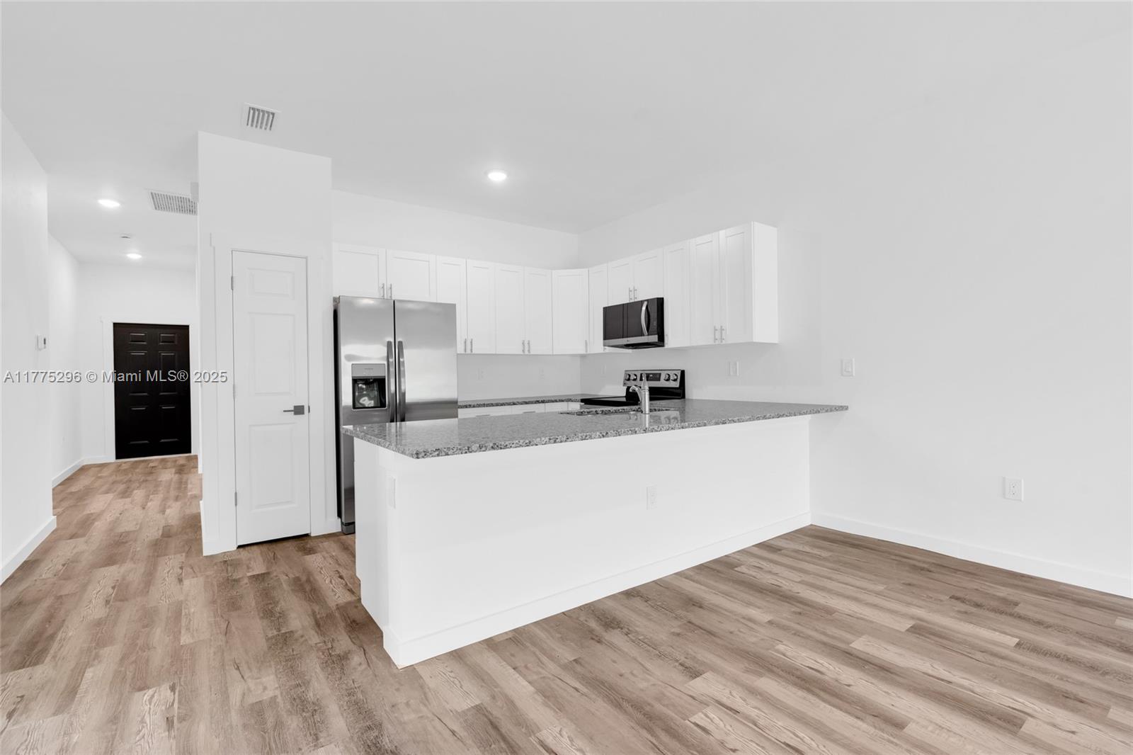 5210 SW 30 ST SW # 5210