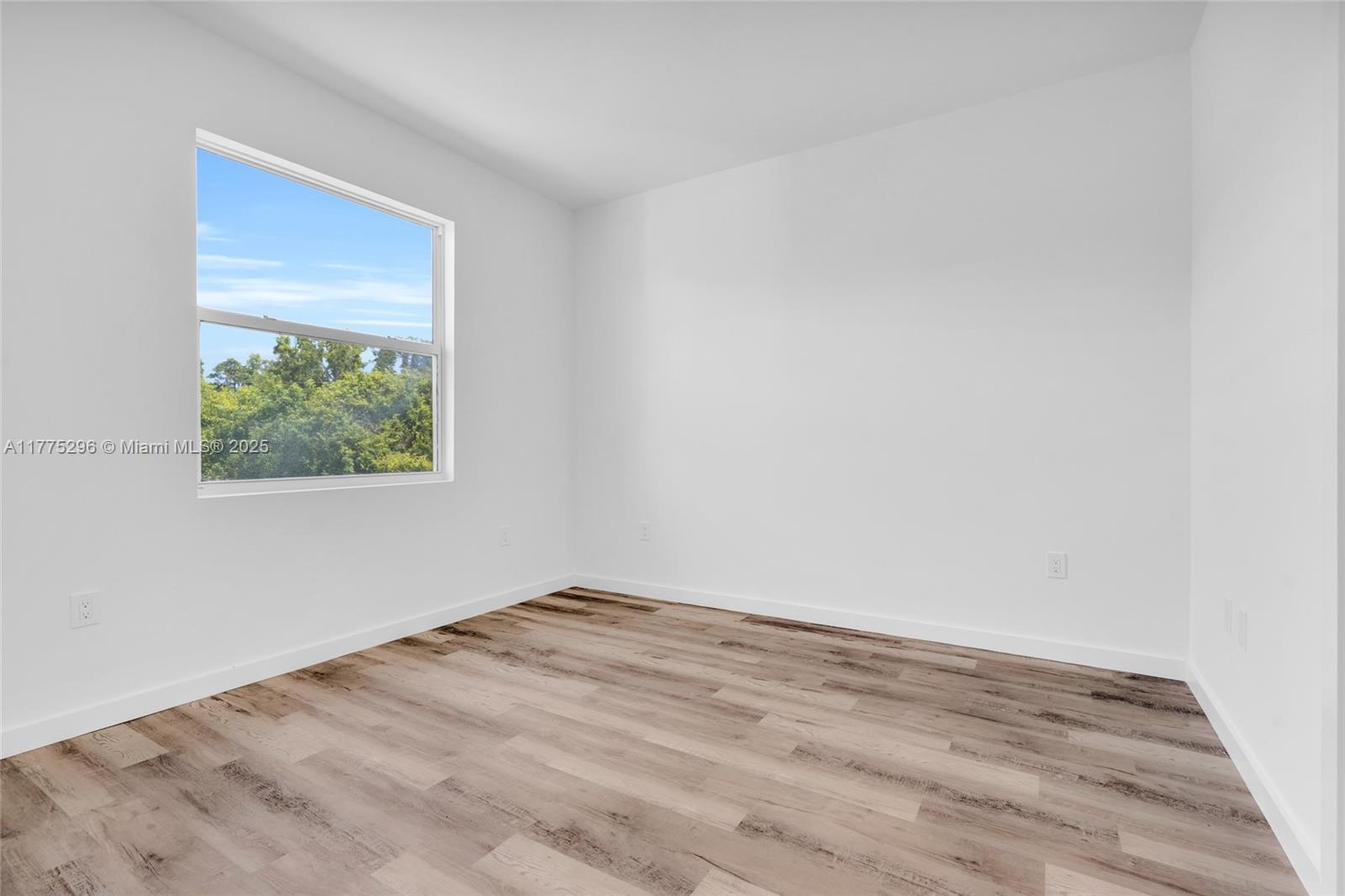 5210 SW 30 ST SW # 5210