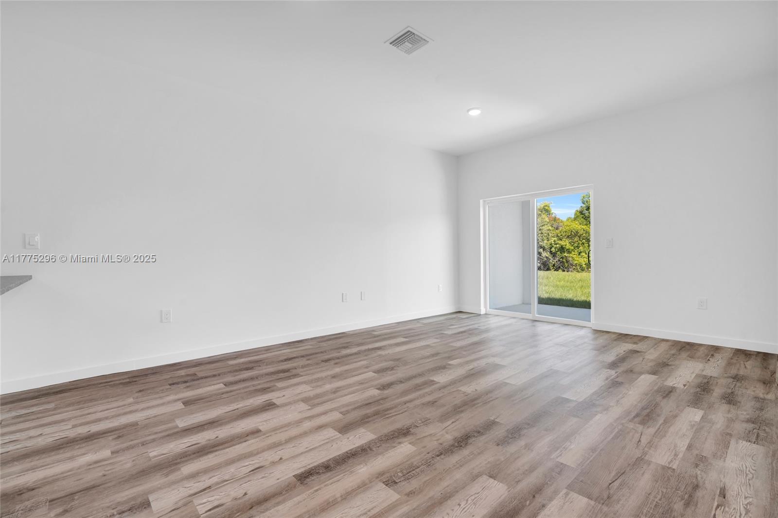 5210 SW 30 ST SW # 5210