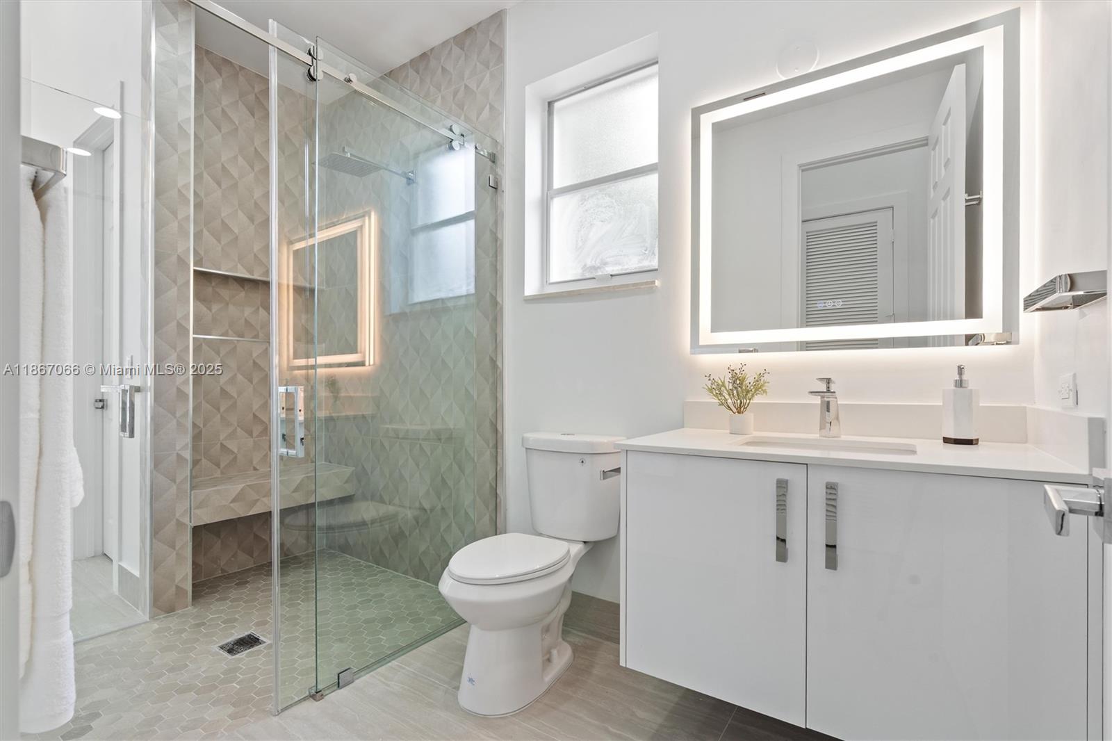 21677 Marigot Dr