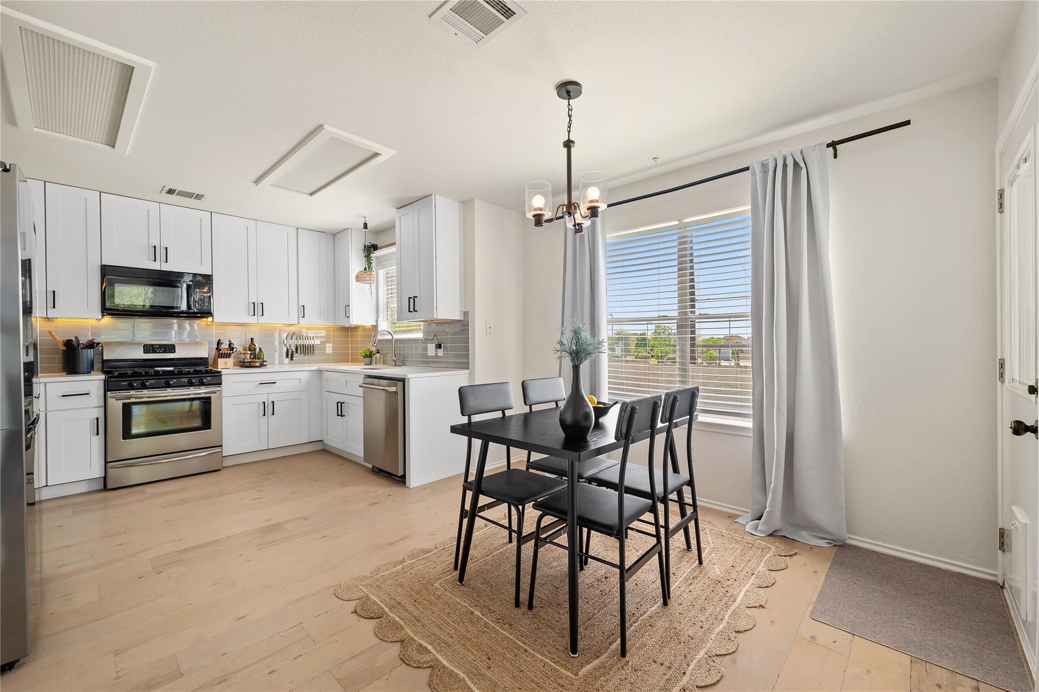 9257 Vigen CIR