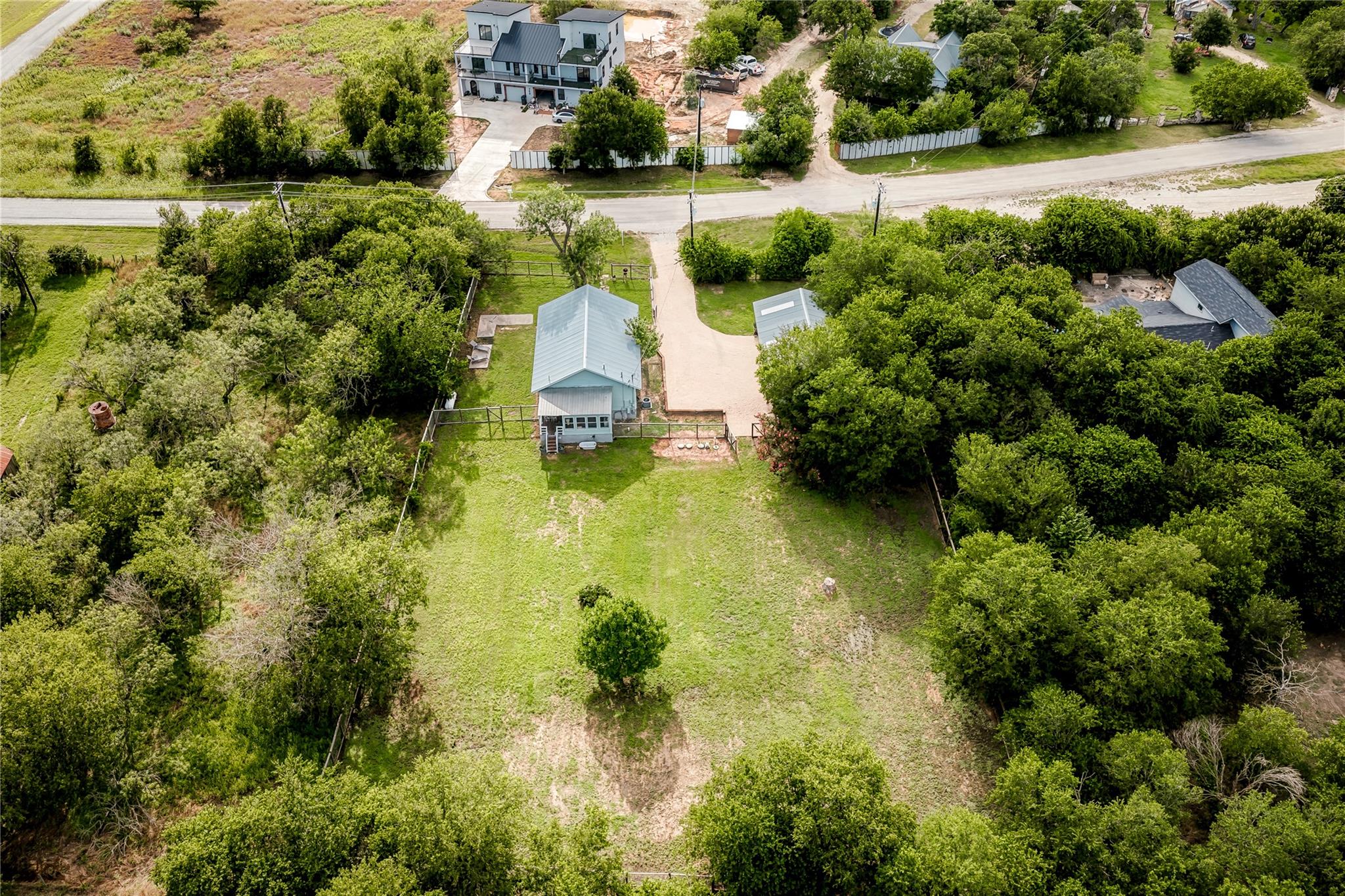 372 Old Lockhart RD