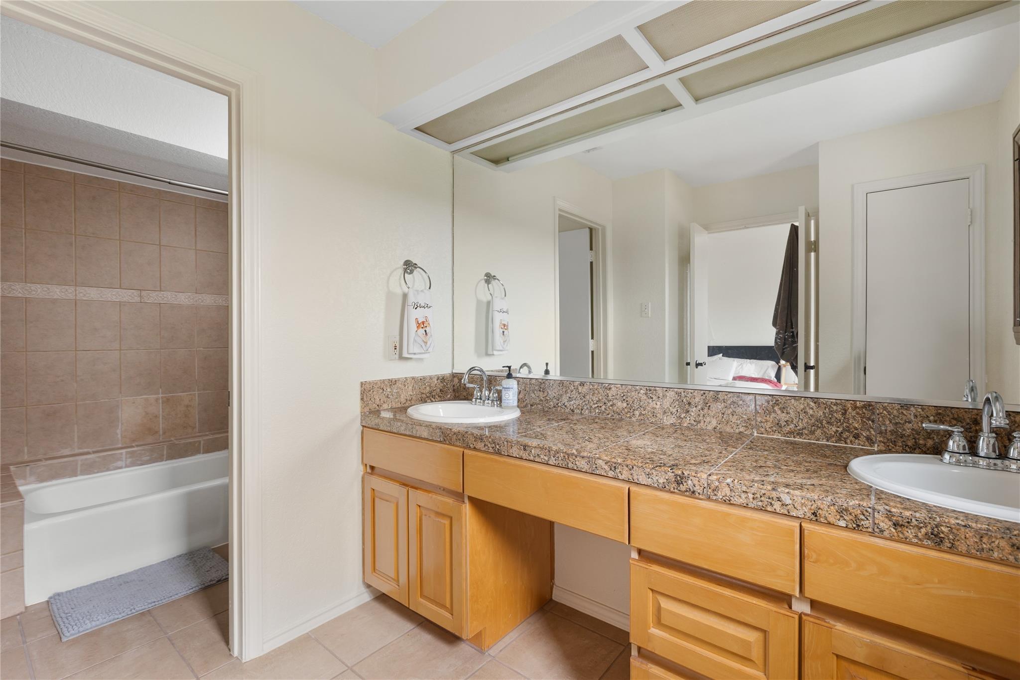 4711 Spicewood Springs RD # 283
