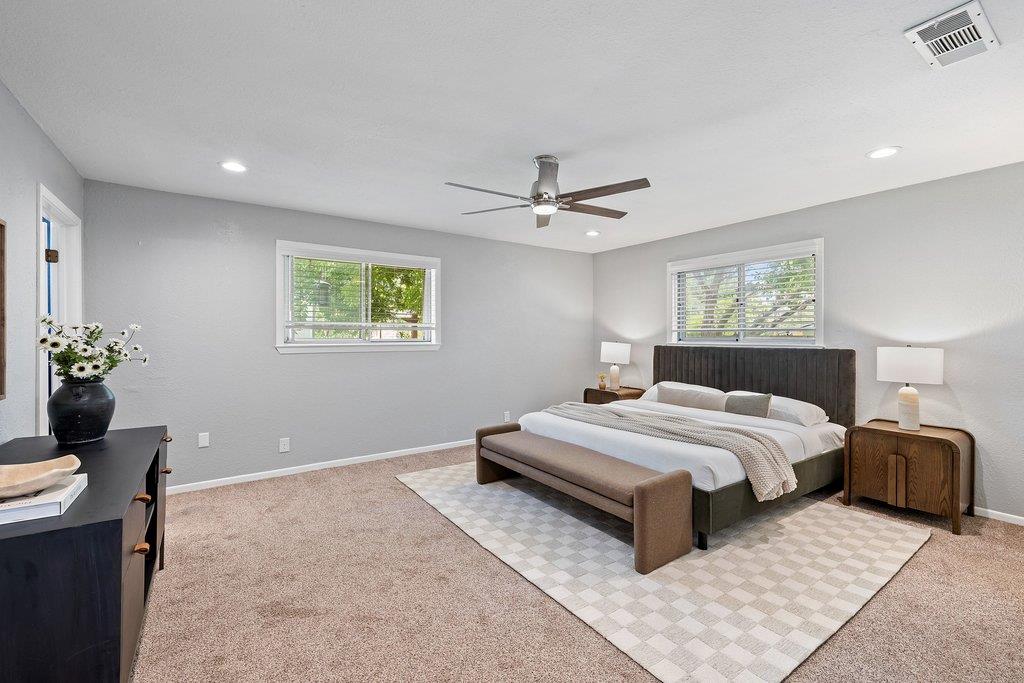 1609 Mesquite LN