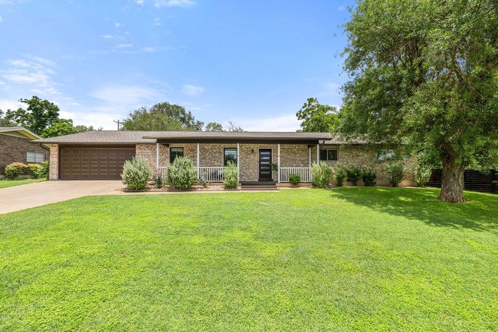 1609 Mesquite LN