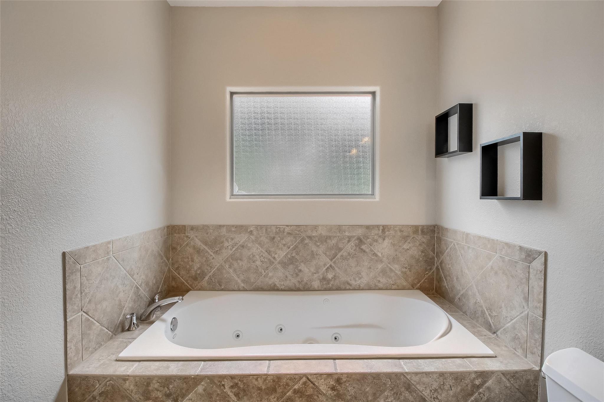 1115 Kinney Ave # 37