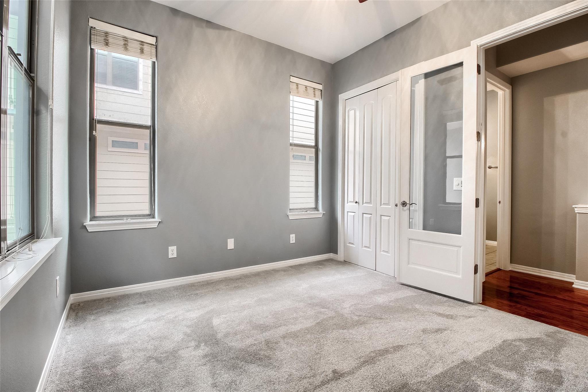 1115 Kinney Ave # 37