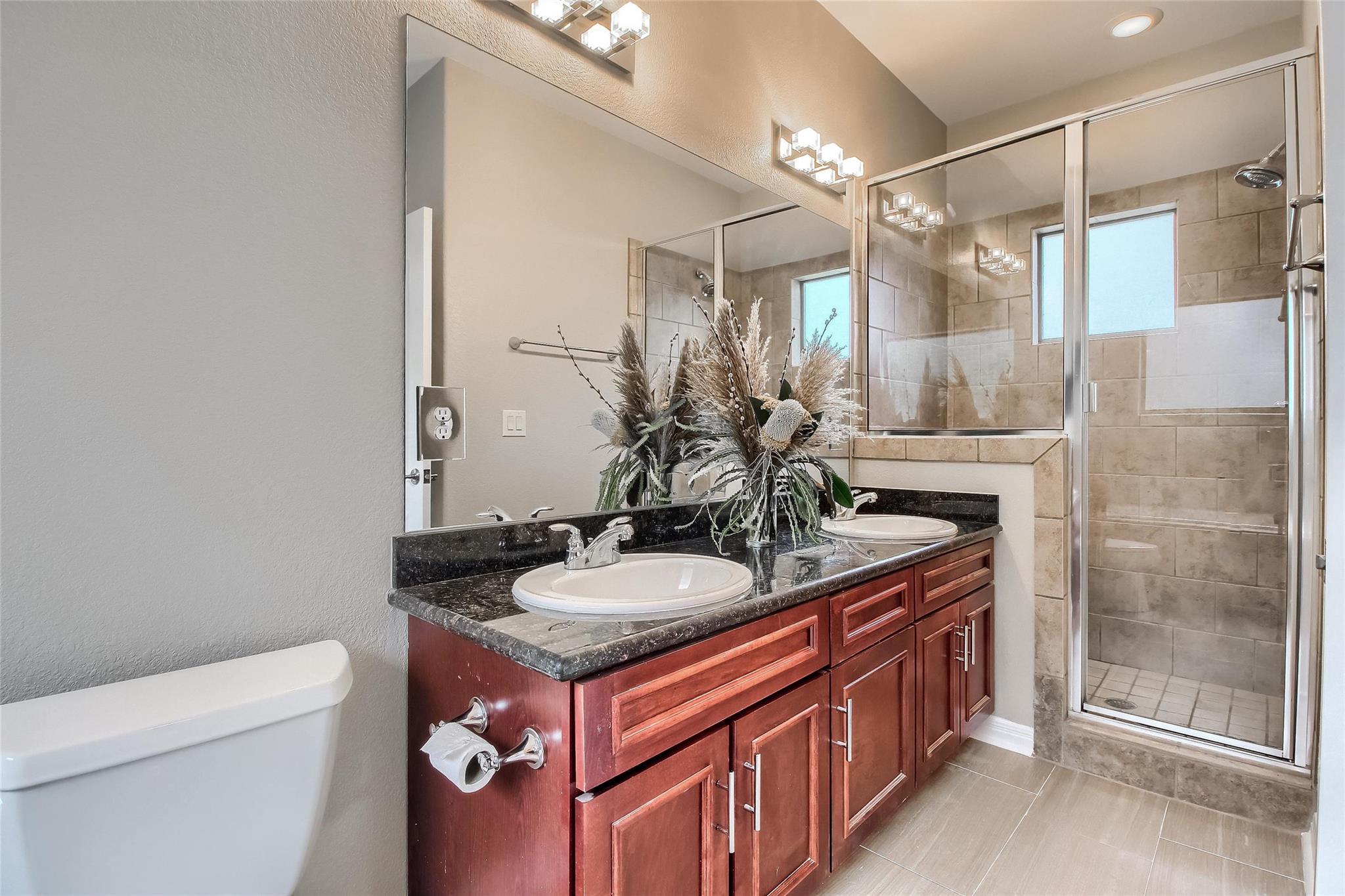 1115 Kinney Ave # 37