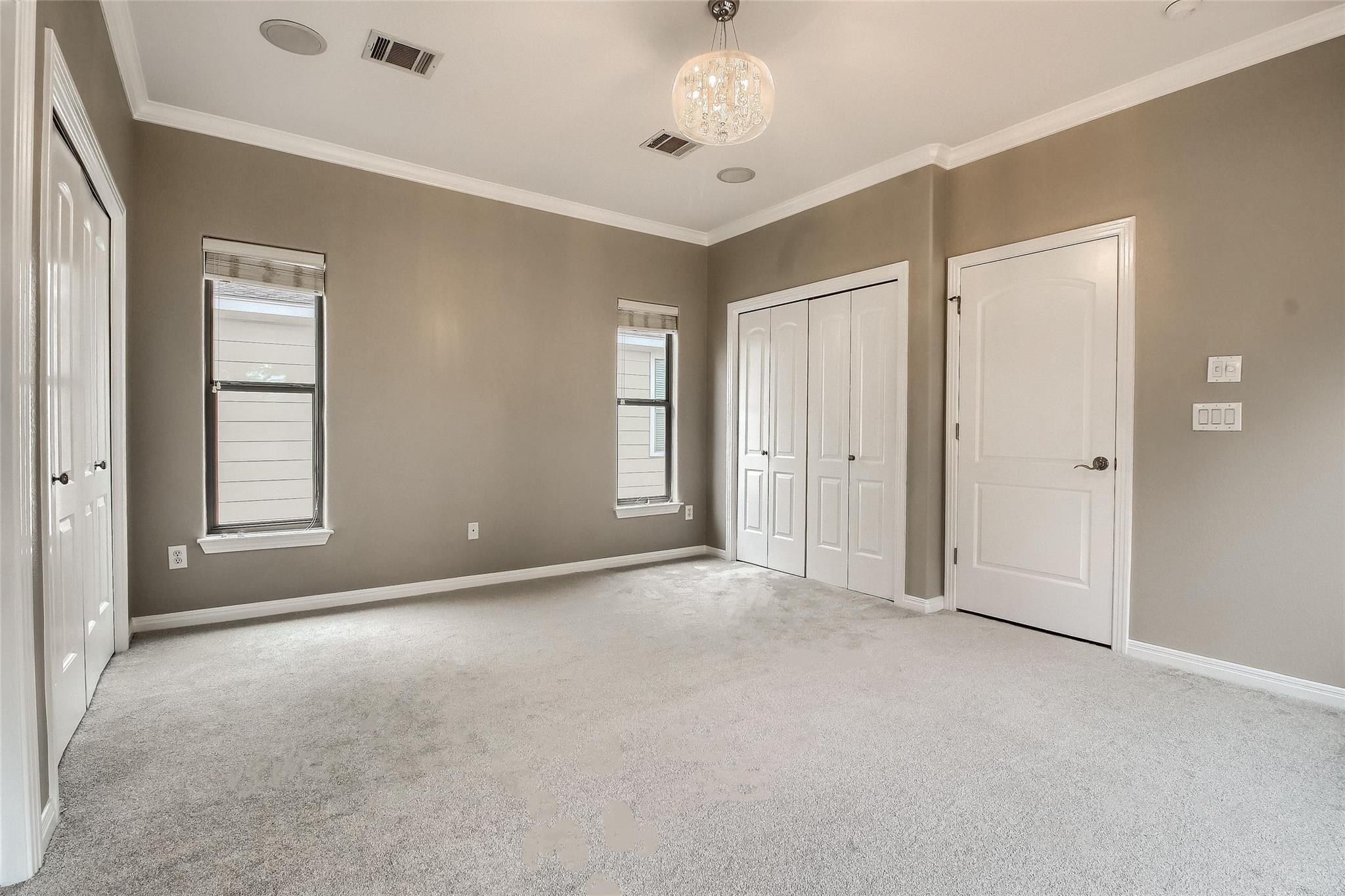 1115 Kinney Ave # 37
