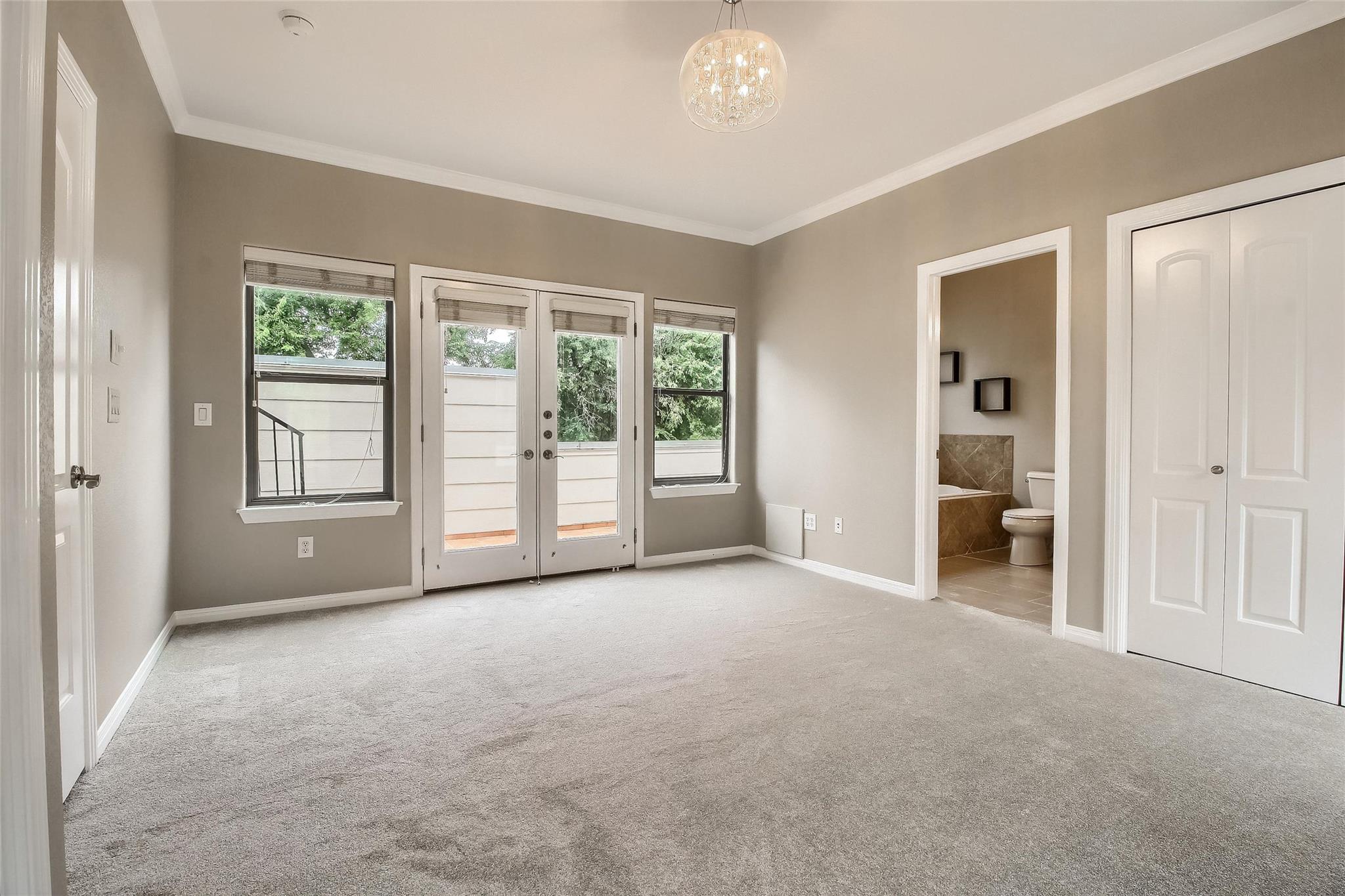 1115 Kinney Ave # 37