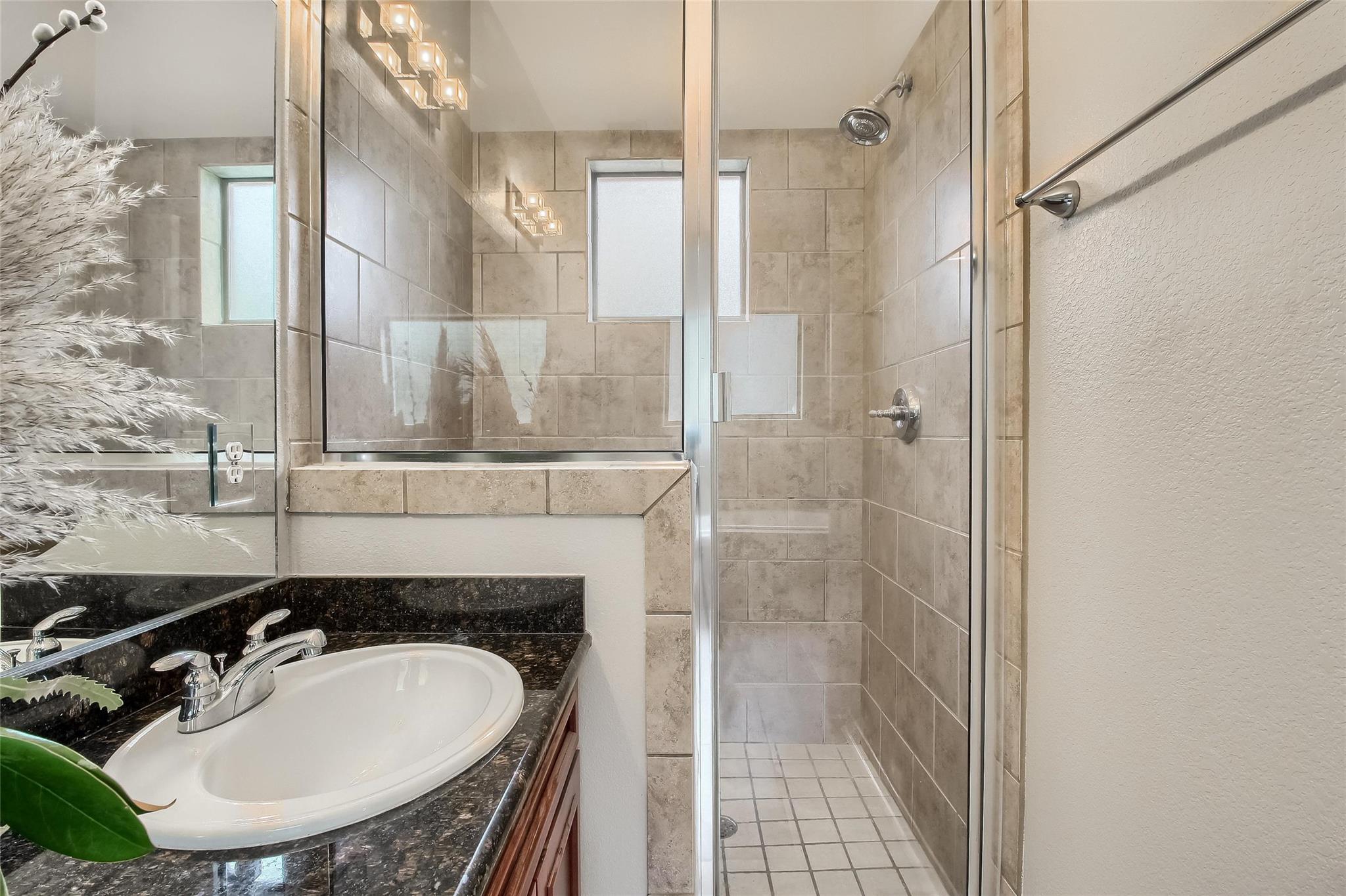 1115 Kinney Ave # 37