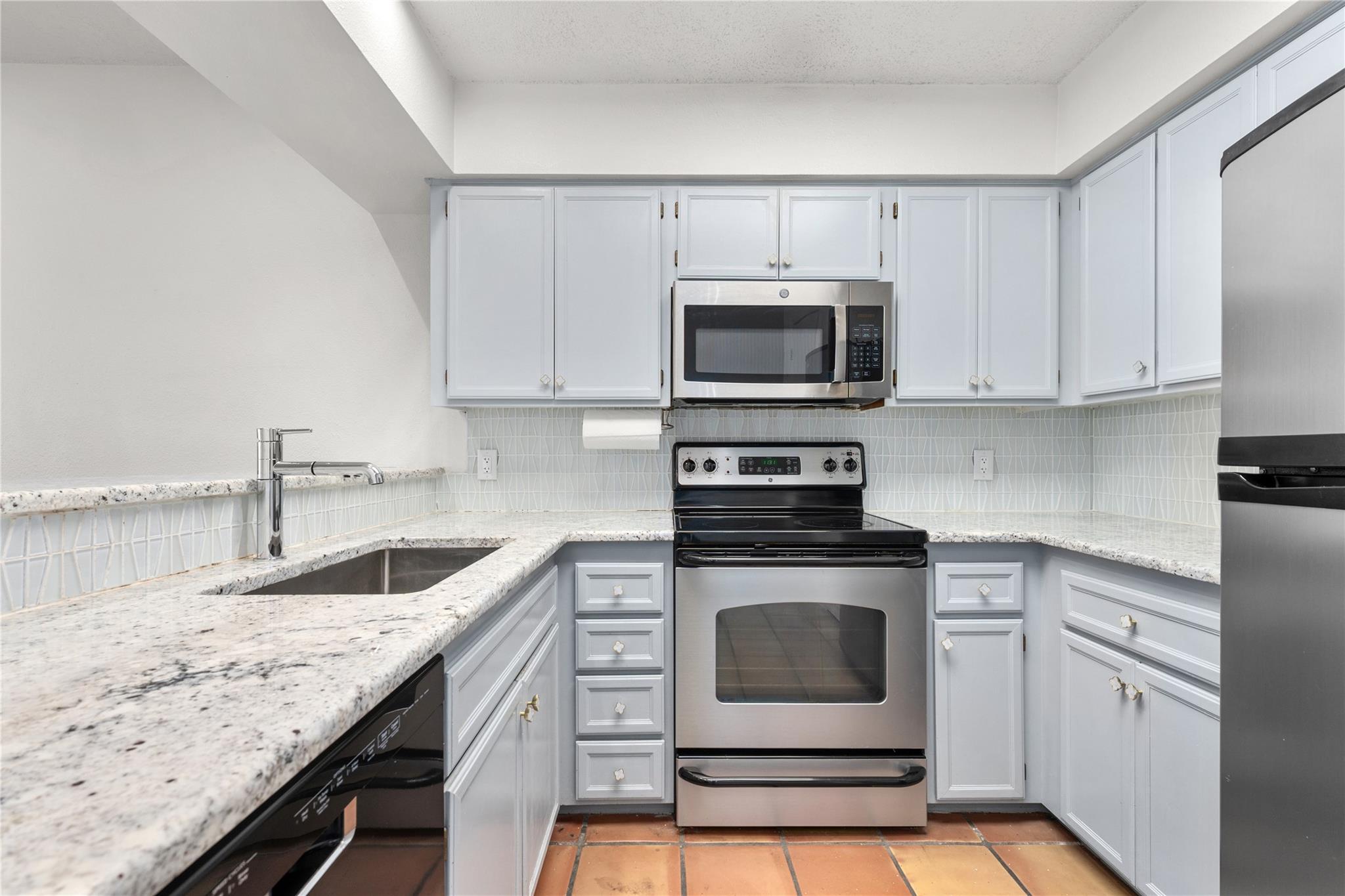 1501 Barton Springs RD # 118