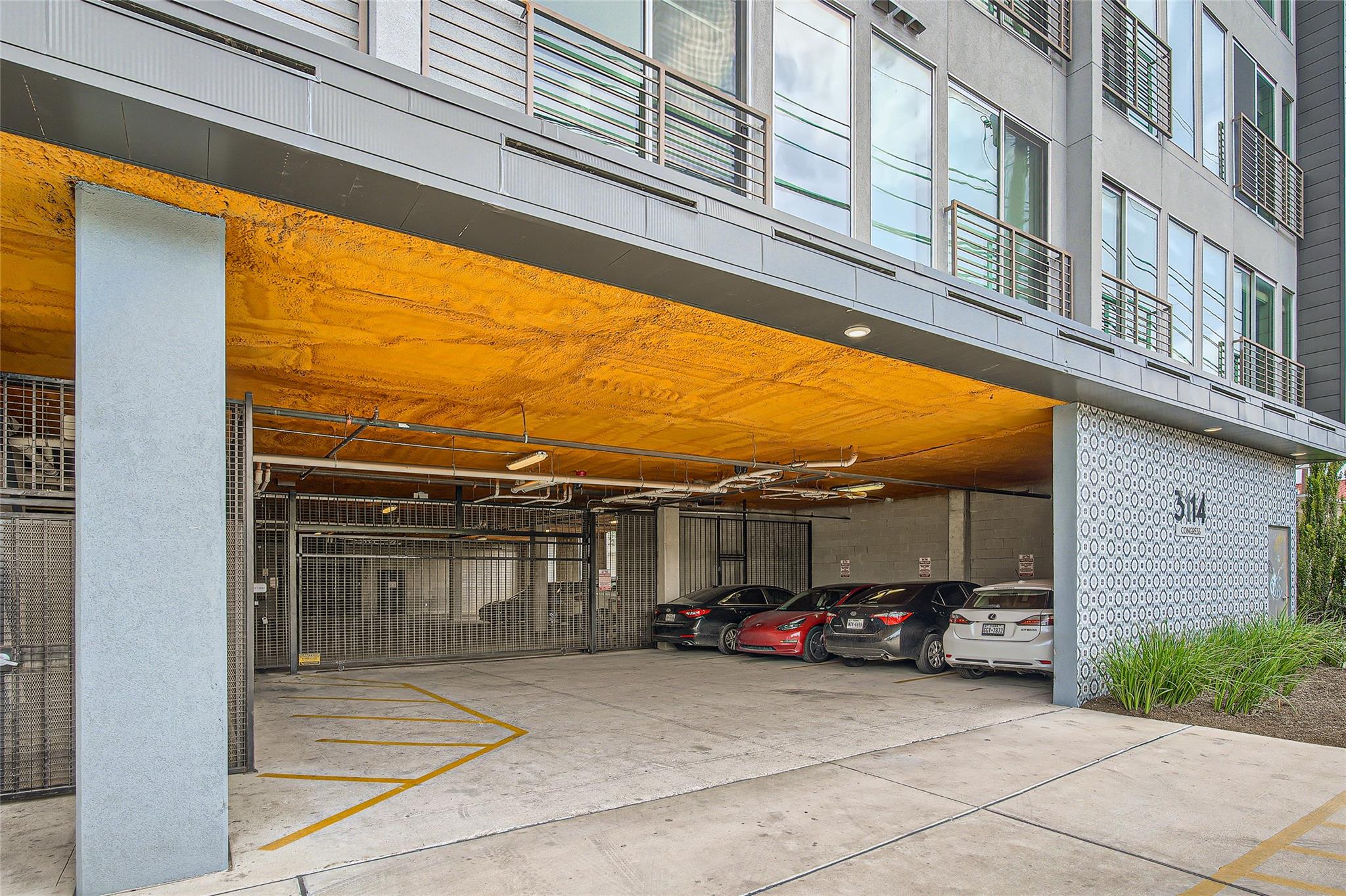 3114 S Congress Ave # 201