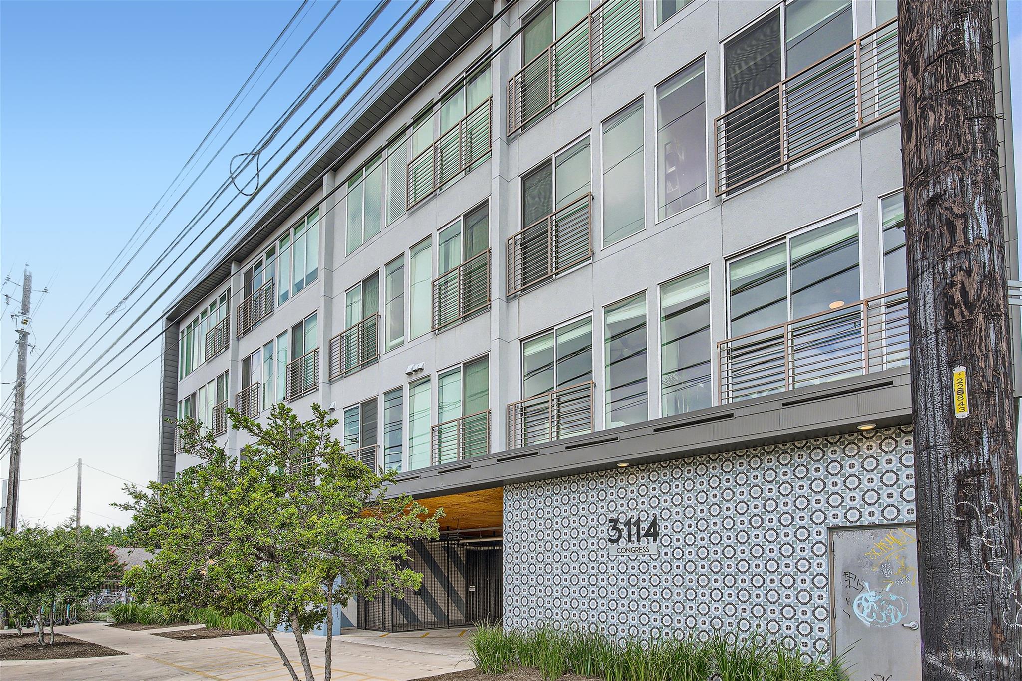 3114 S Congress Ave # 201