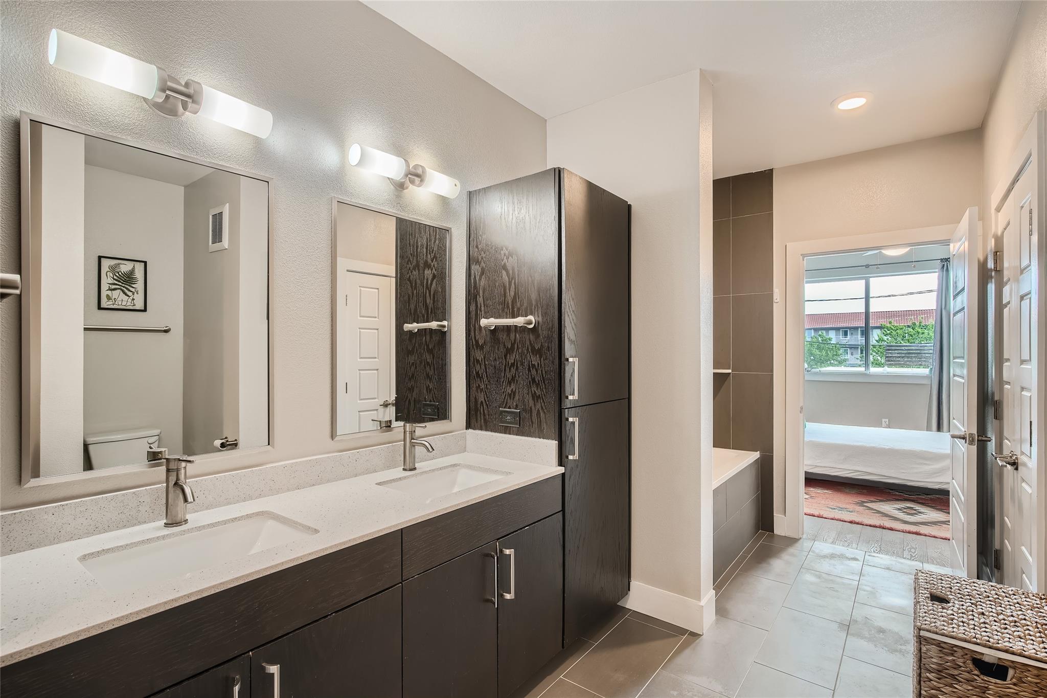 3114 S Congress Ave # 201