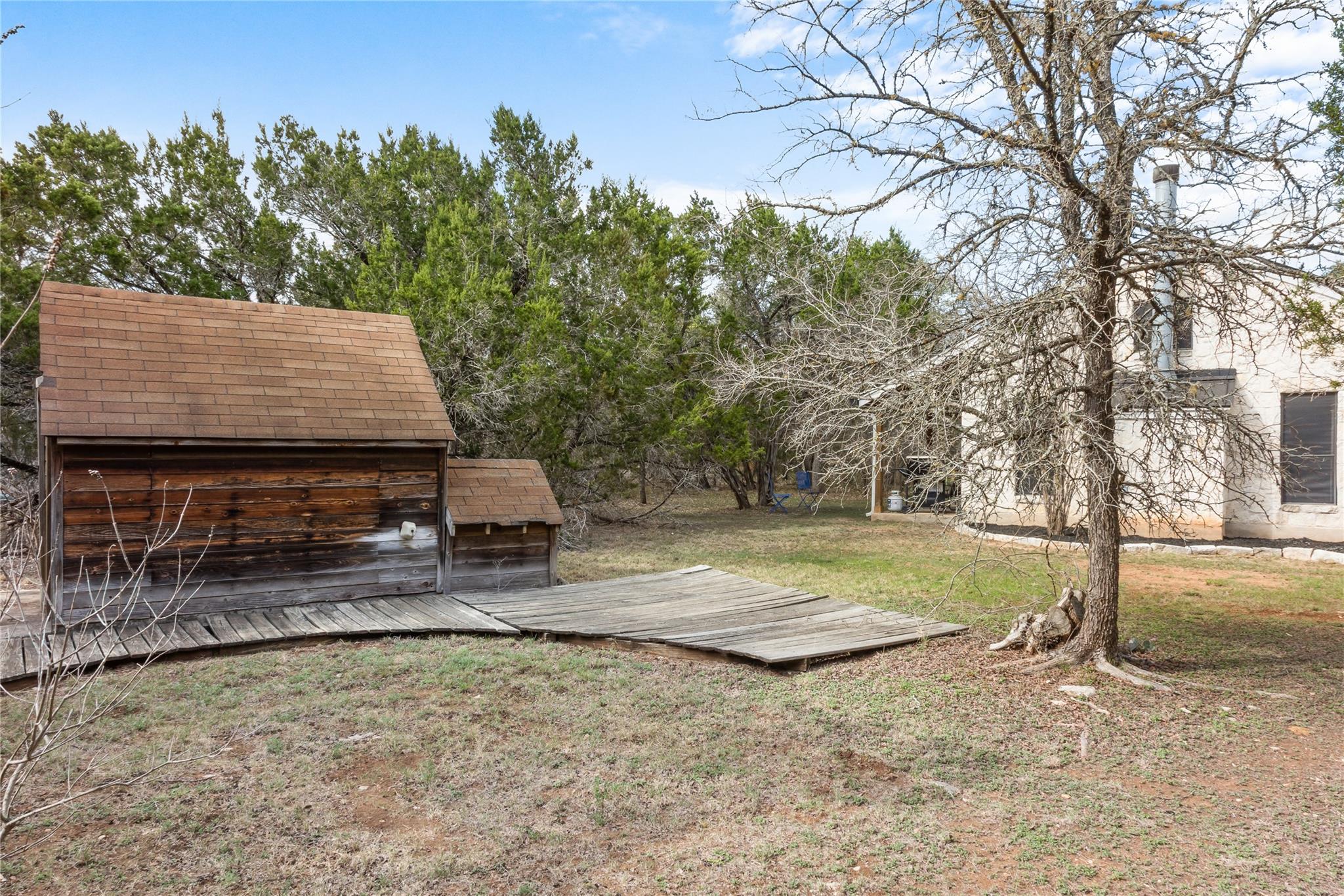 2300 A River RD