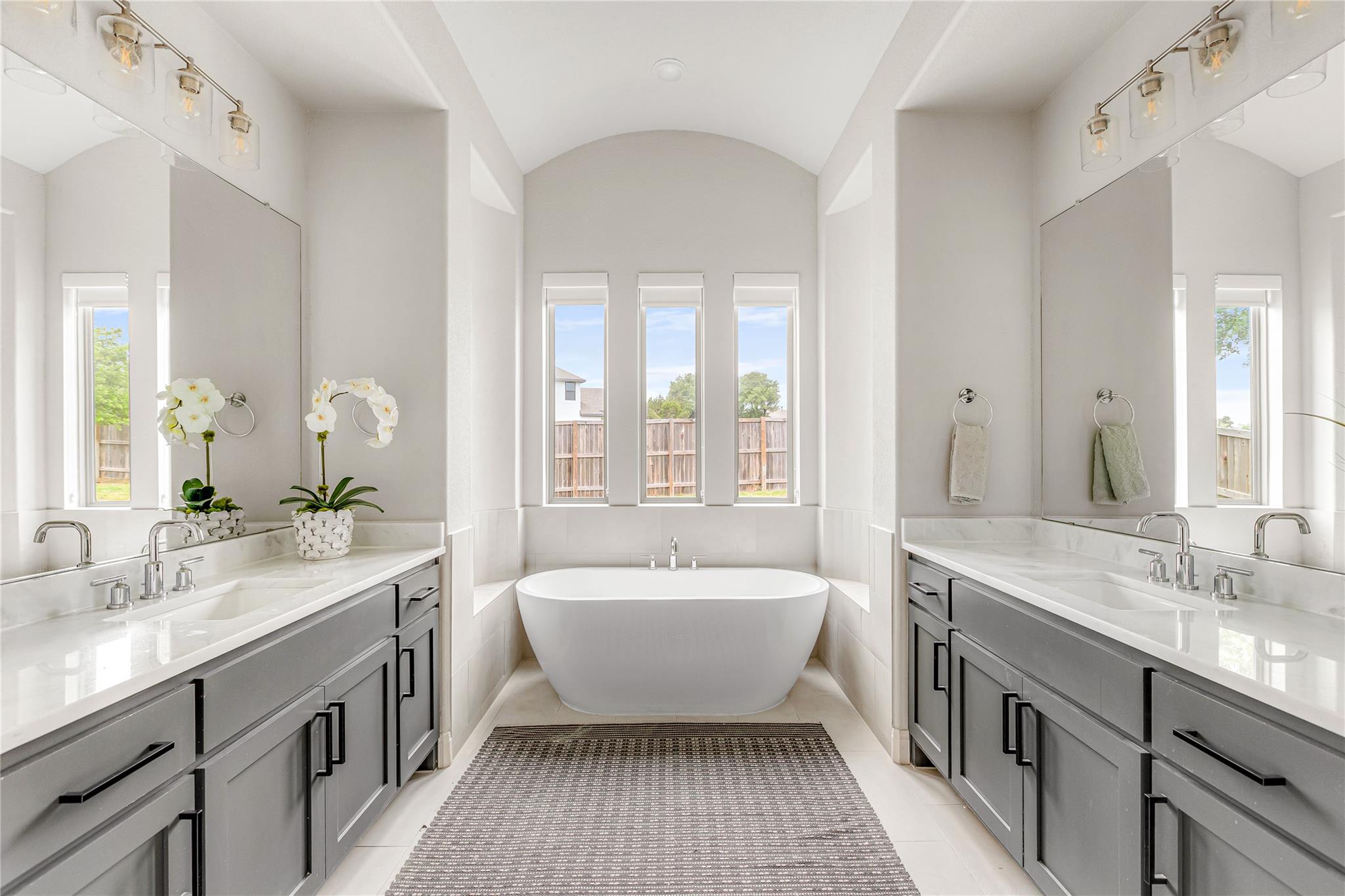 438 Premier Park LOOP