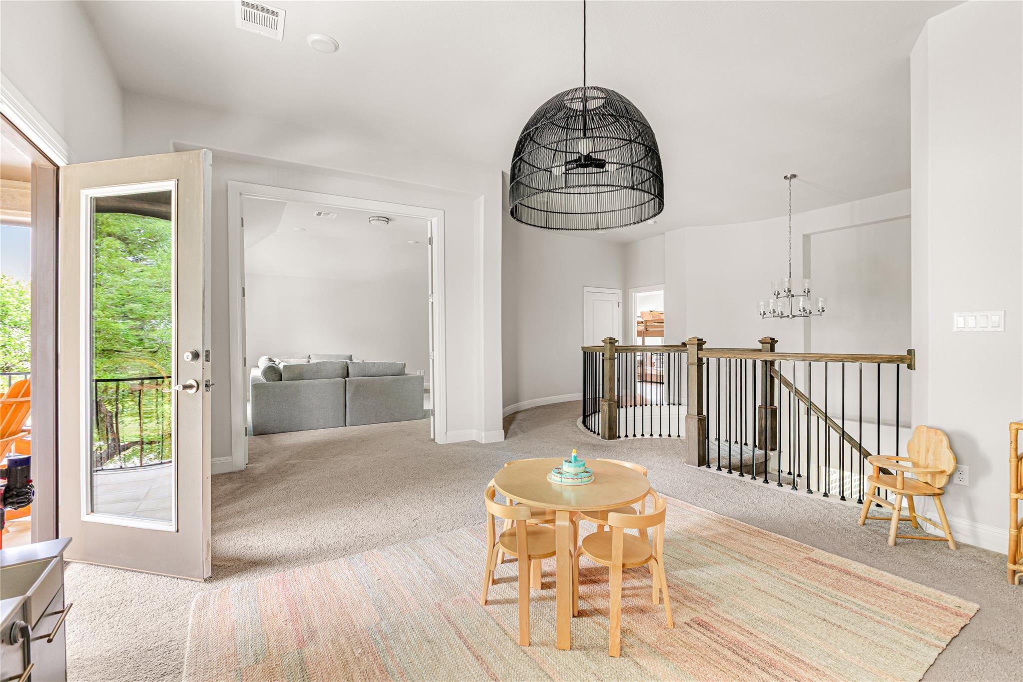 438 Premier Park LOOP