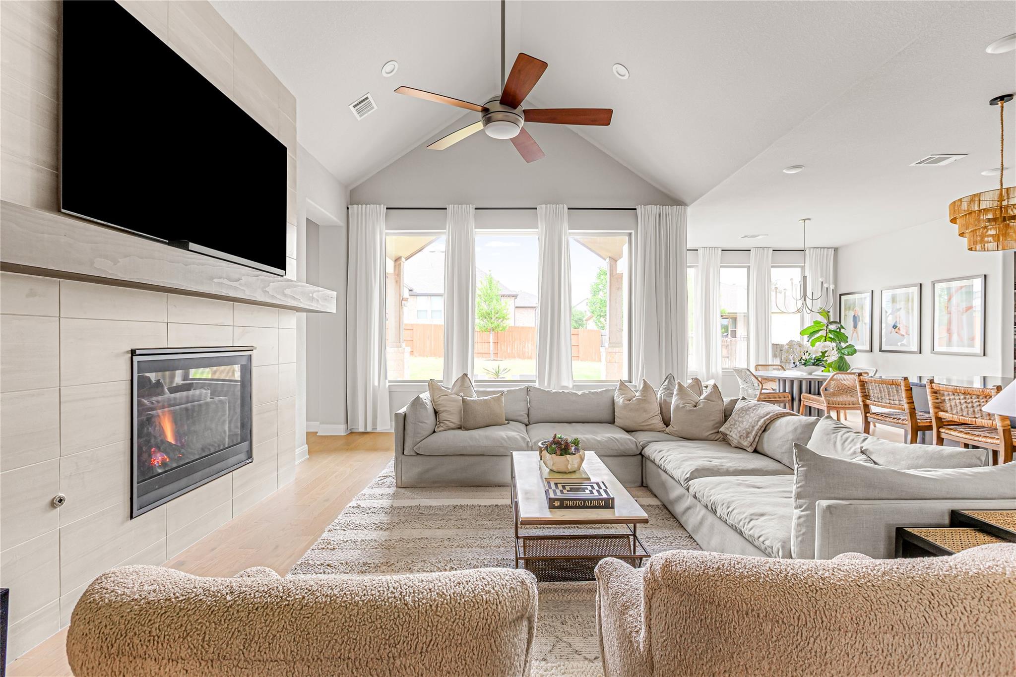 438 Premier Park LOOP