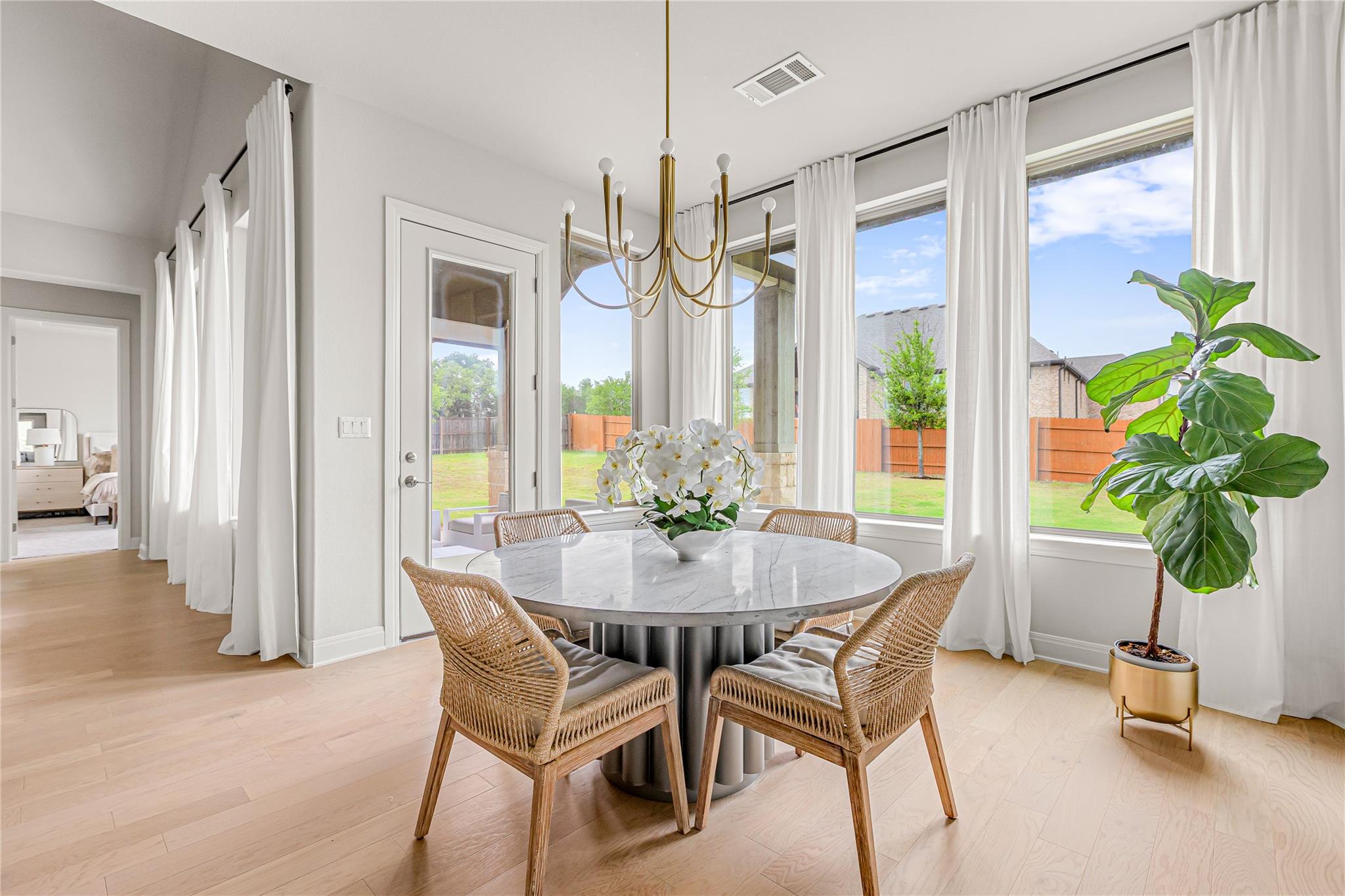 438 Premier Park LOOP