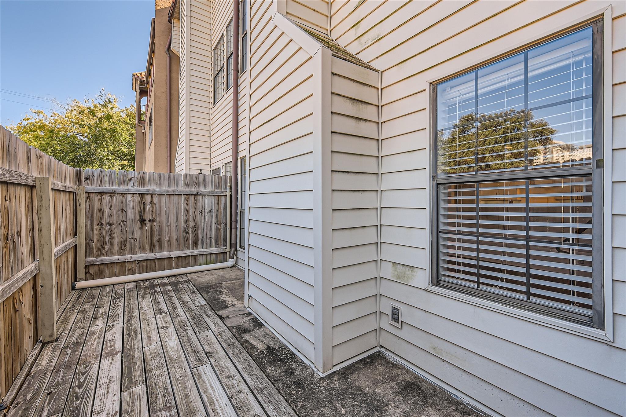 1704 West Ave # 106