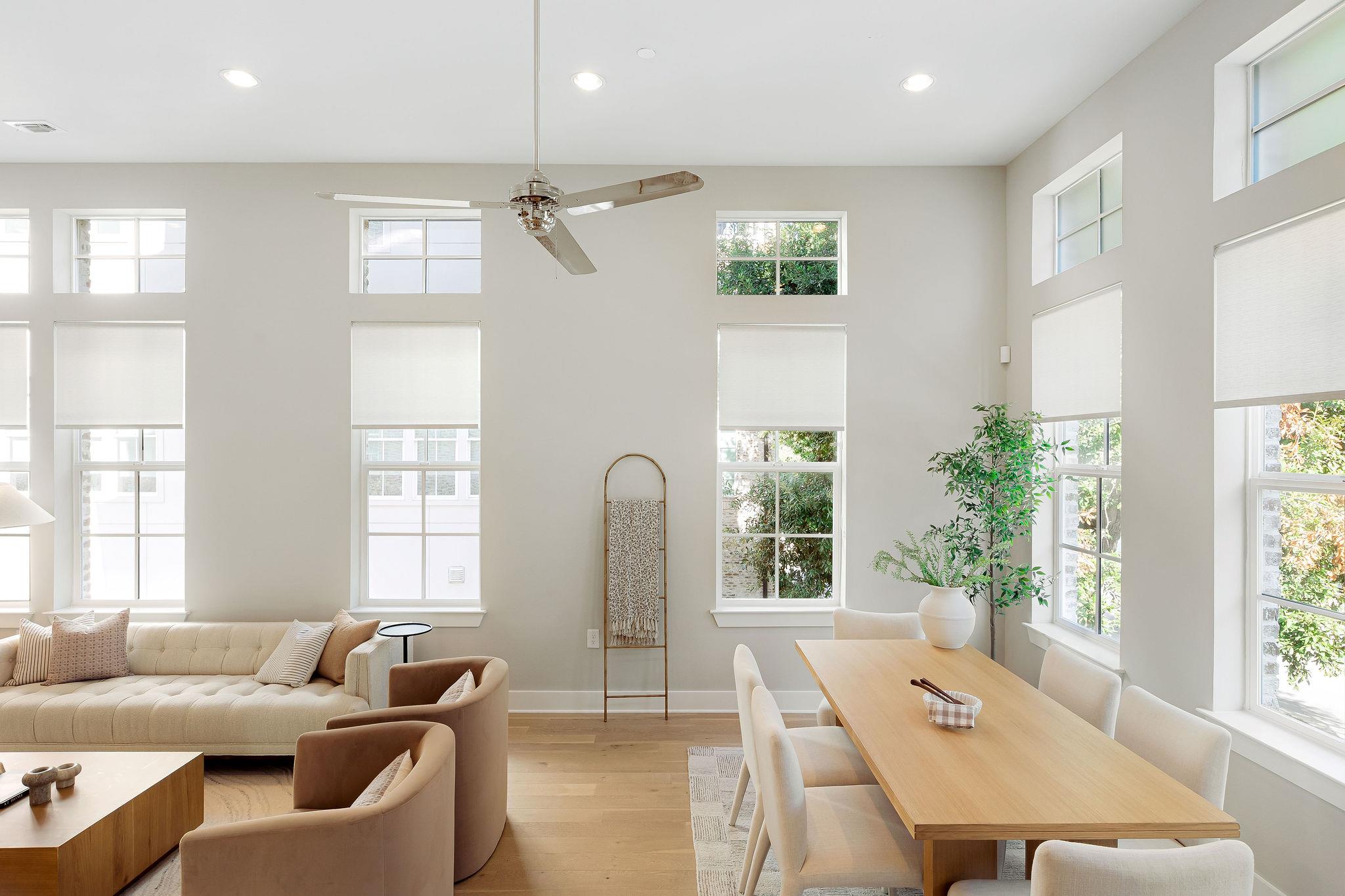 1215 Shore District DR