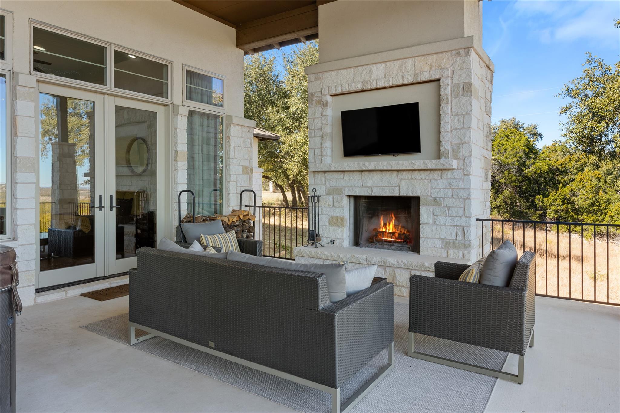 1821 Overland Stage RD