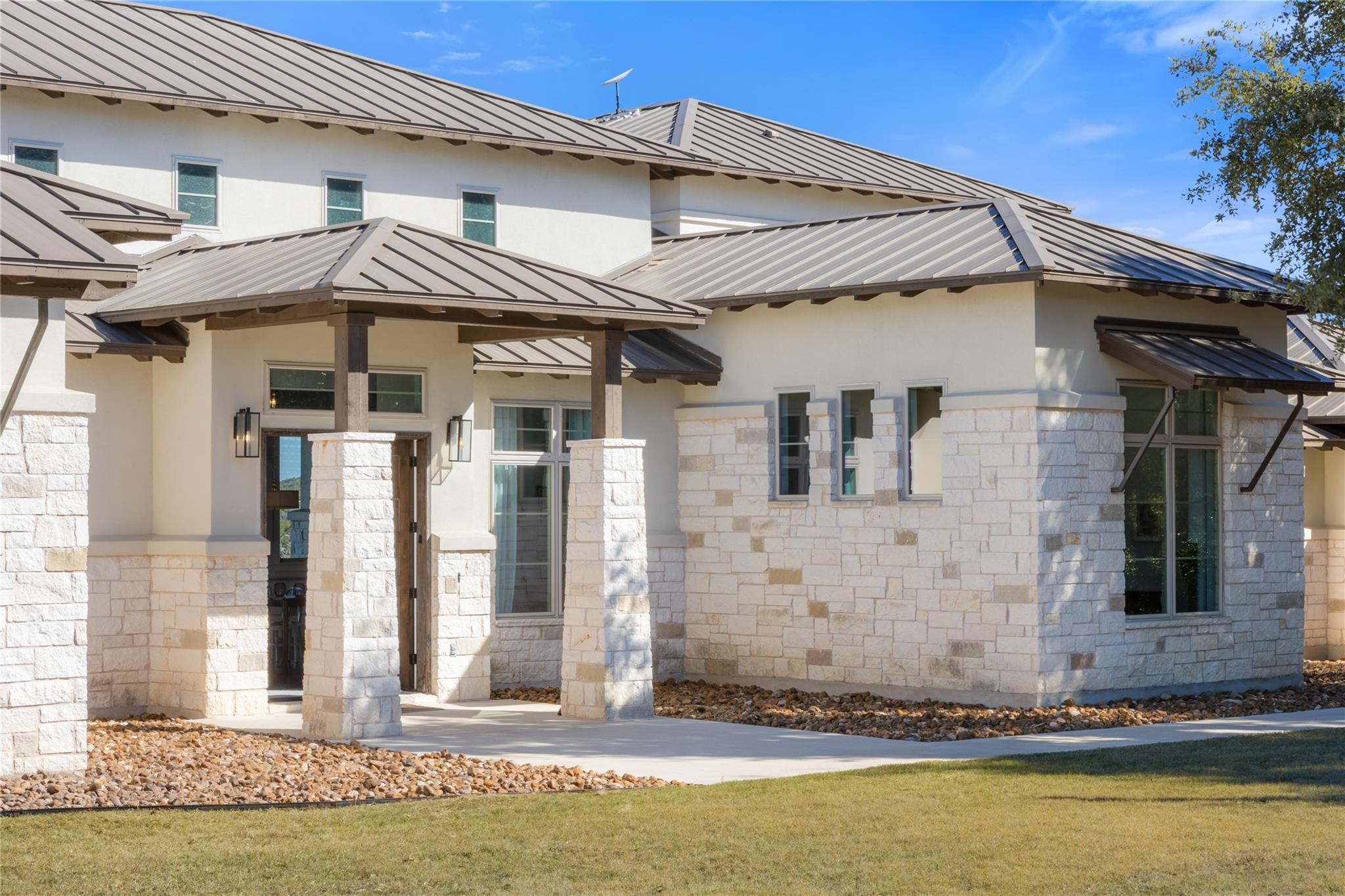 1821 Overland Stage RD