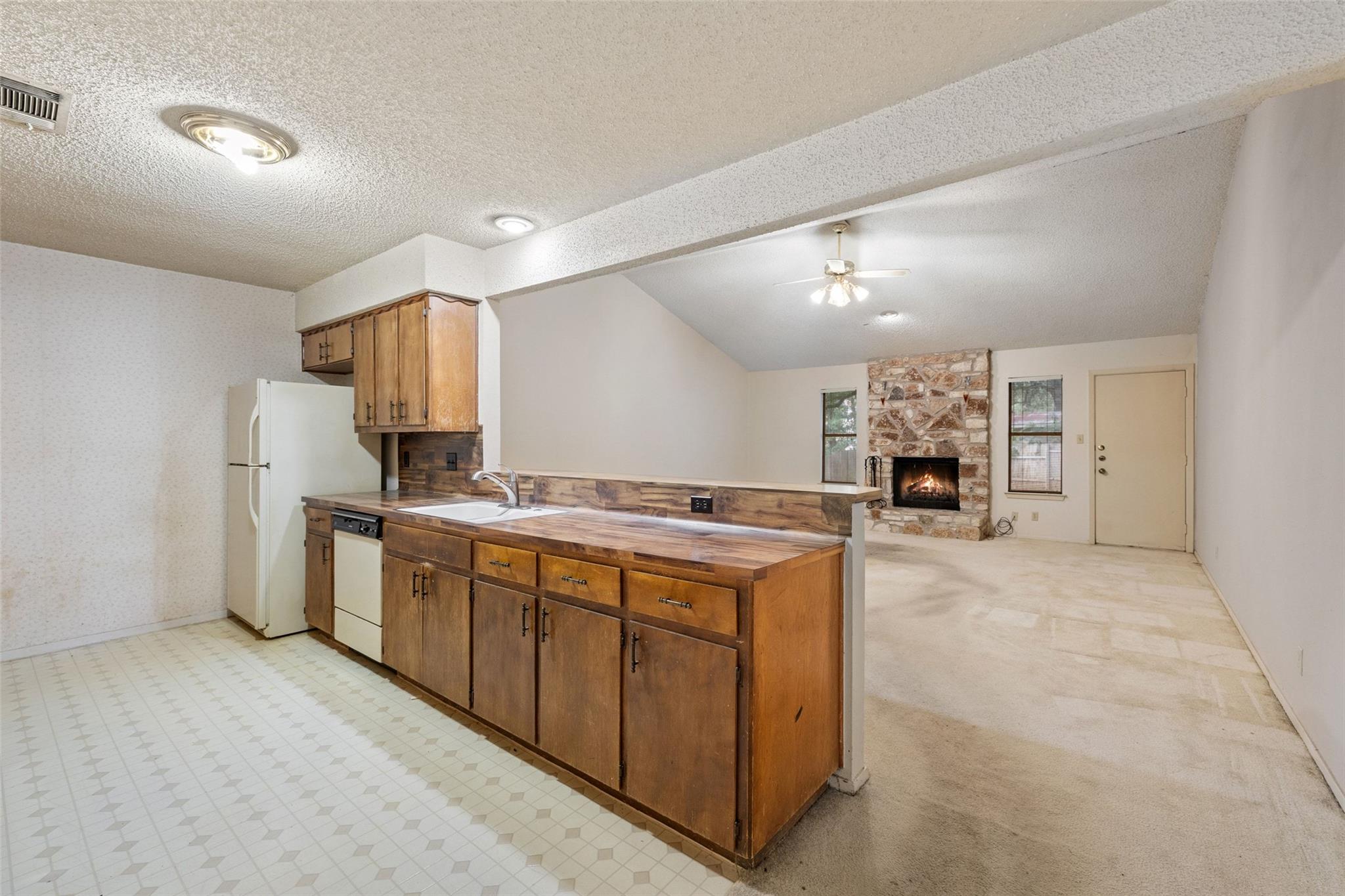 12006 Trianon LN