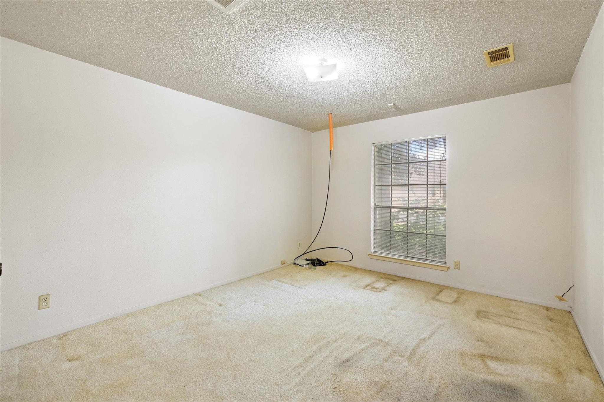 12006 Trianon LN