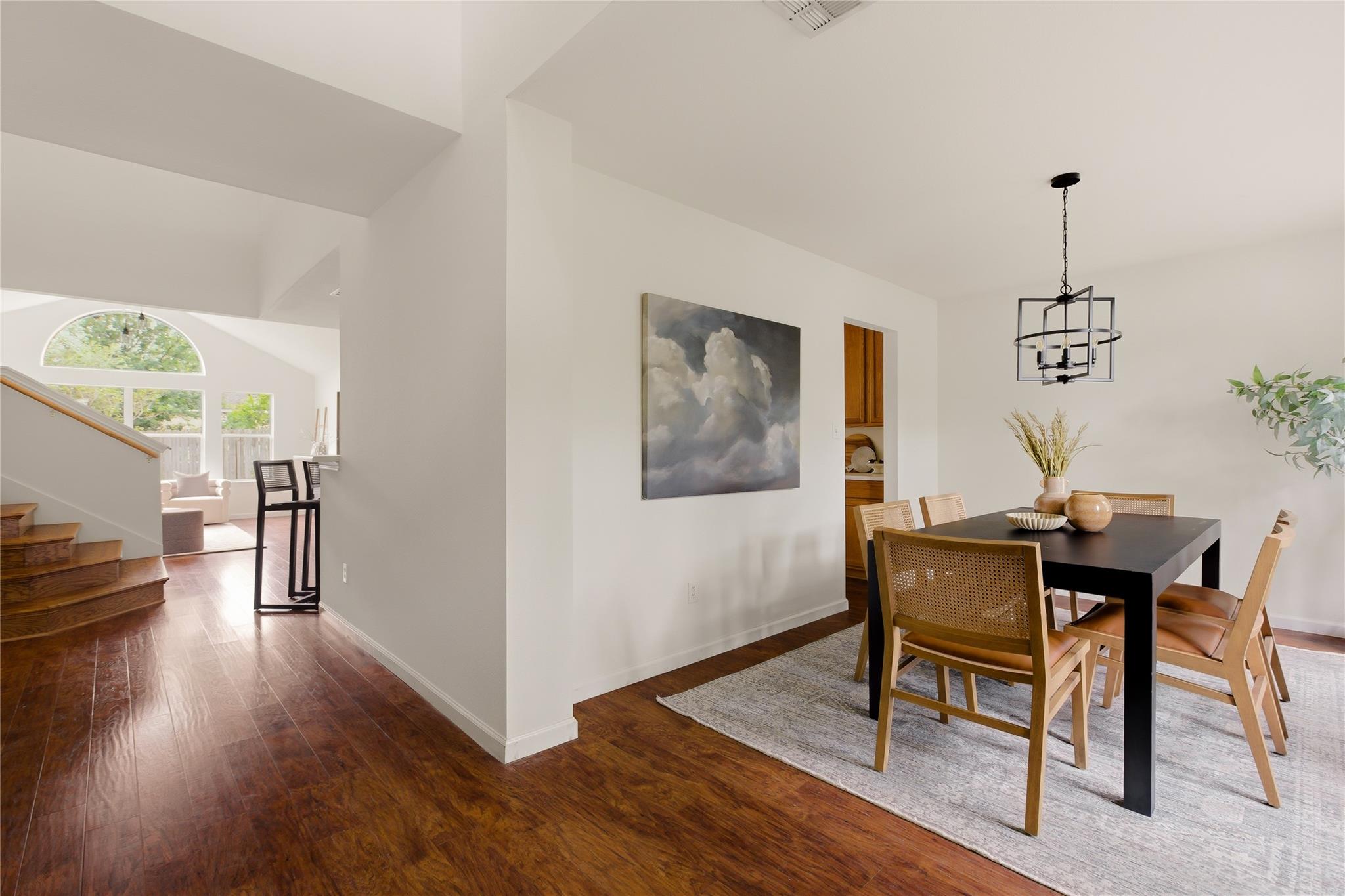 5736 Lomita Verde CIR