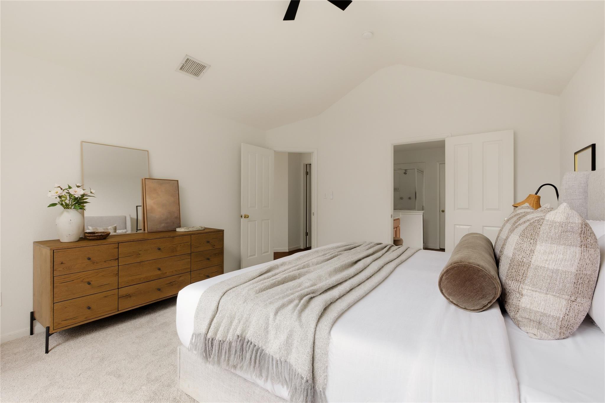 5736 Lomita Verde CIR