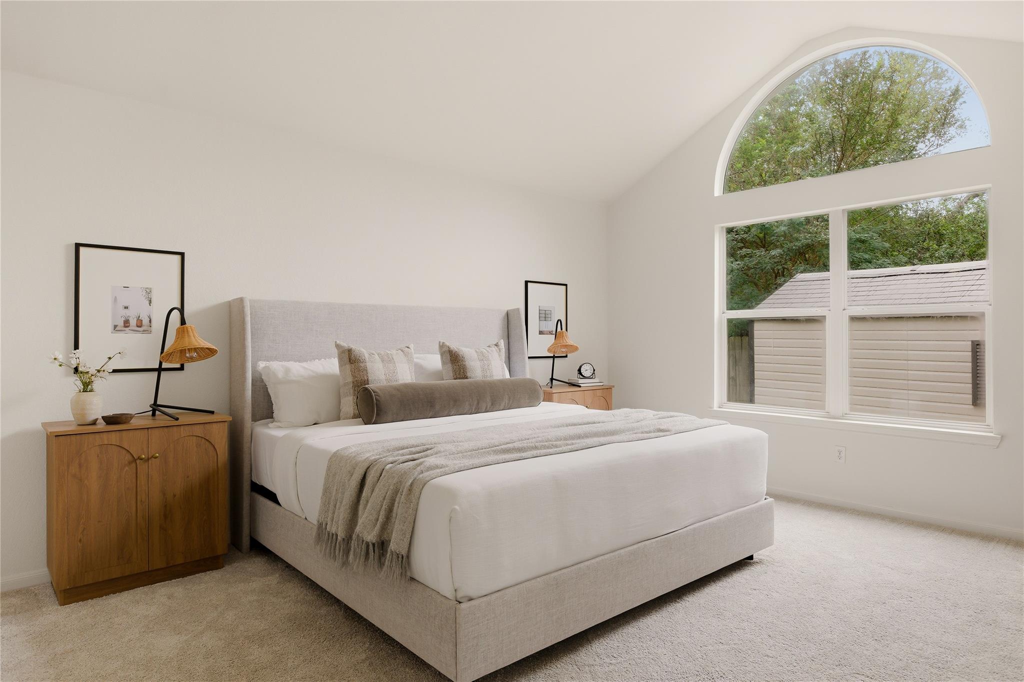 5736 Lomita Verde CIR